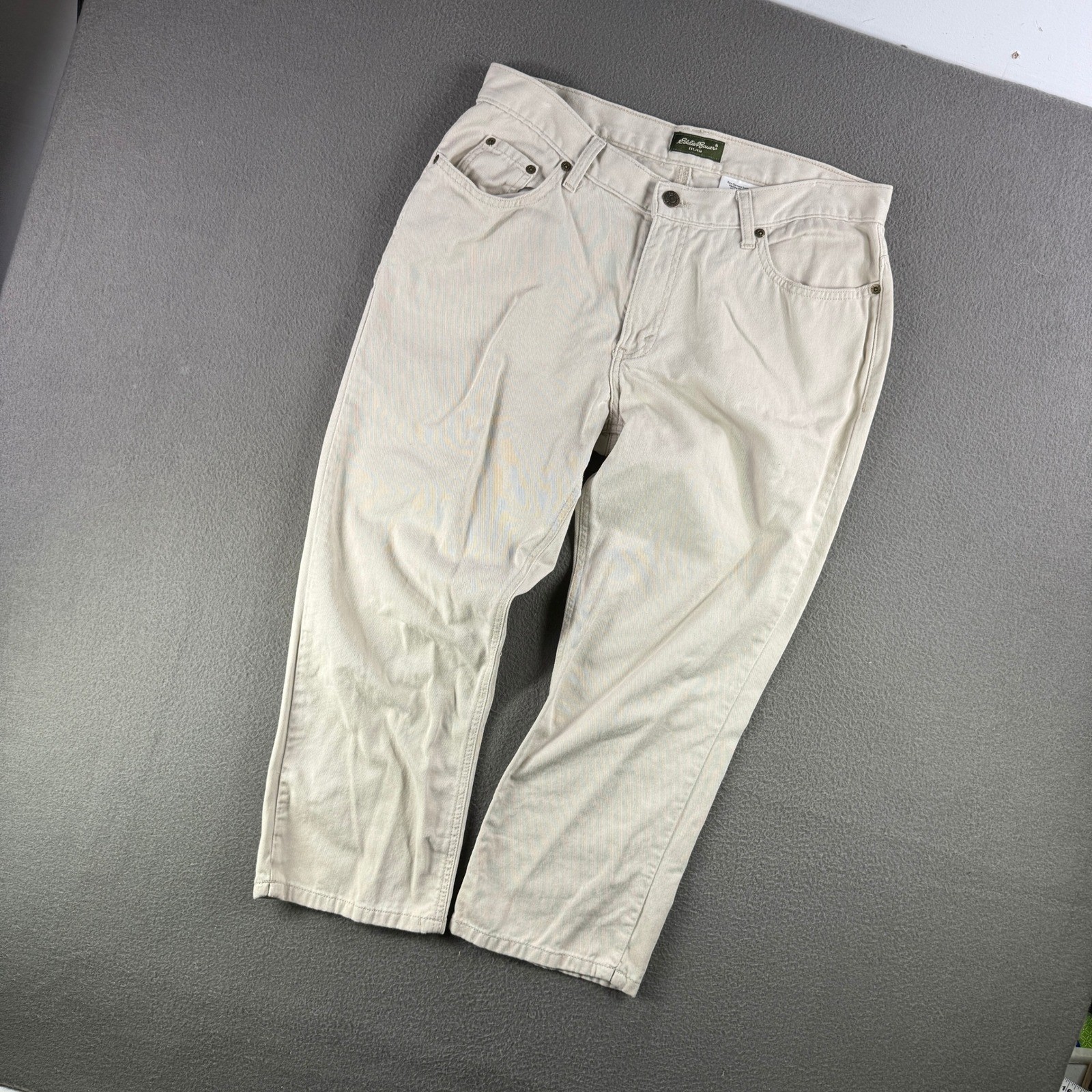 Eddie Bauer Pants Men/Women 32×24 Beige Chino Style Cotton Casual Travel Lounge