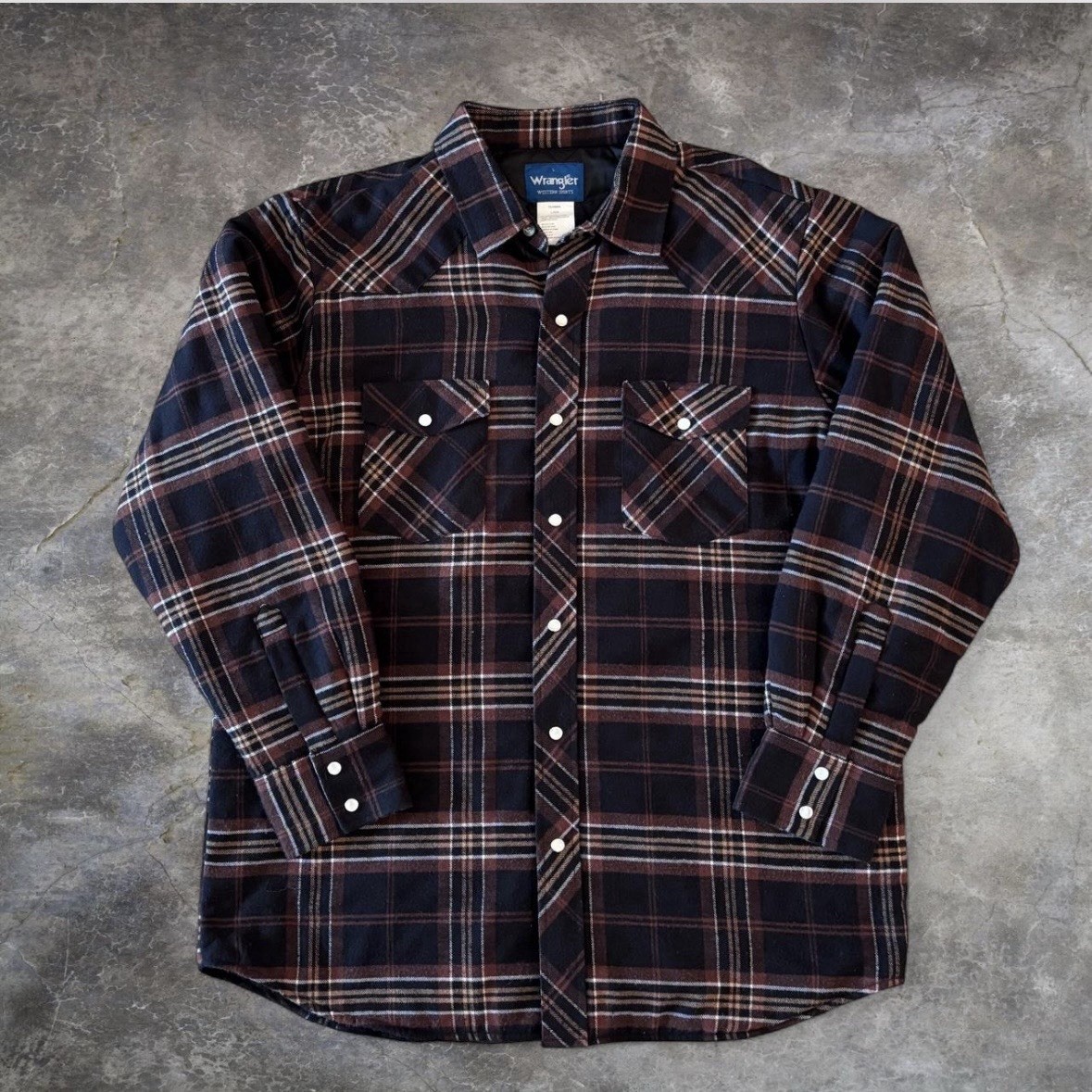 Wrangler Quilted Pearl Snap Long Sleeve Flannel Men’s Size Large Shacket 75108AA