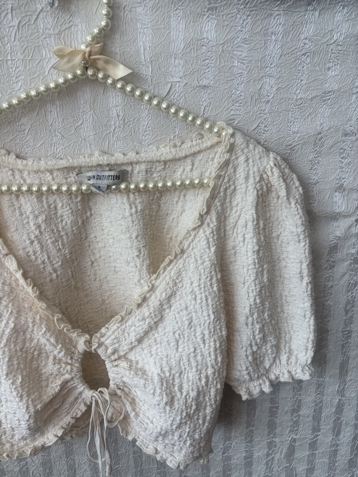 Urban Outfitters Cream Front Tie And Cut Out Peplum Crop Top Puffy Sleeves Large