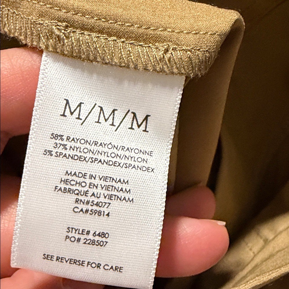 CAbi Galaxy Cargo Pocket Tan Pants 6480 Size Medium