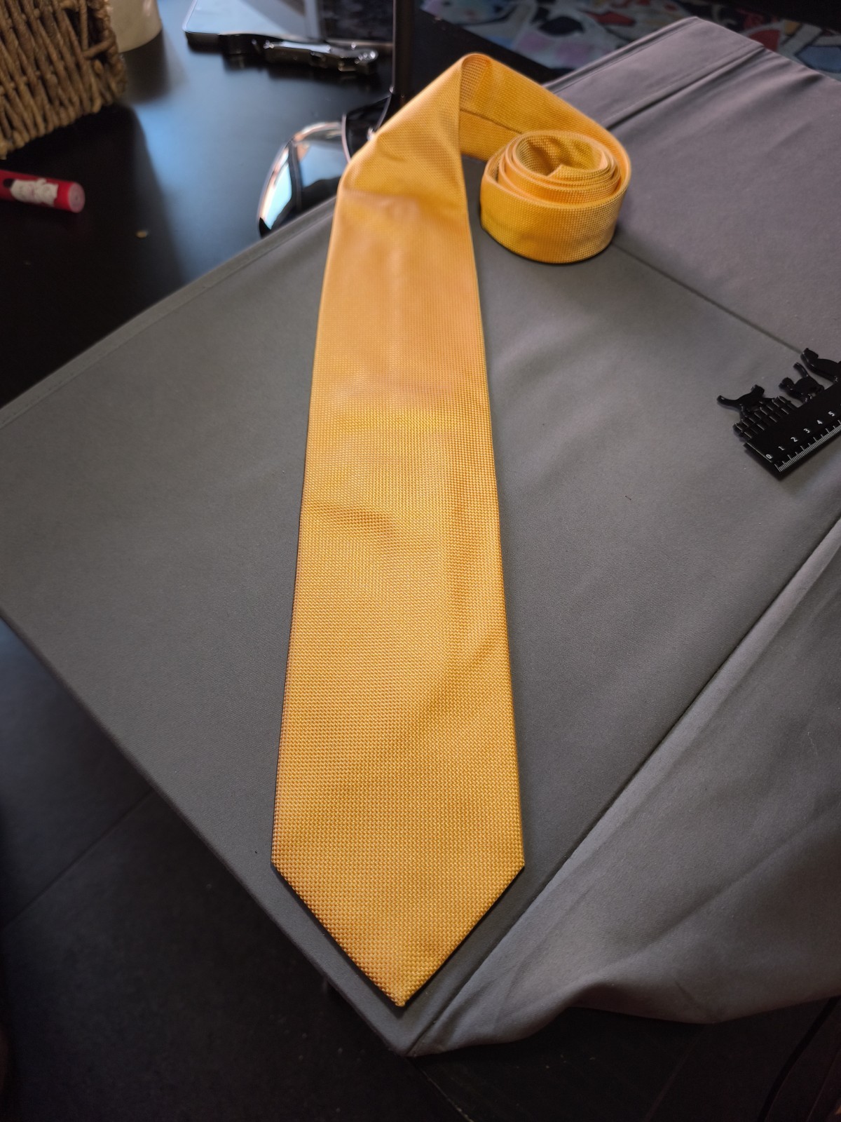 Les Copains – Yellow Solid Color Silk Tie Made in Italy