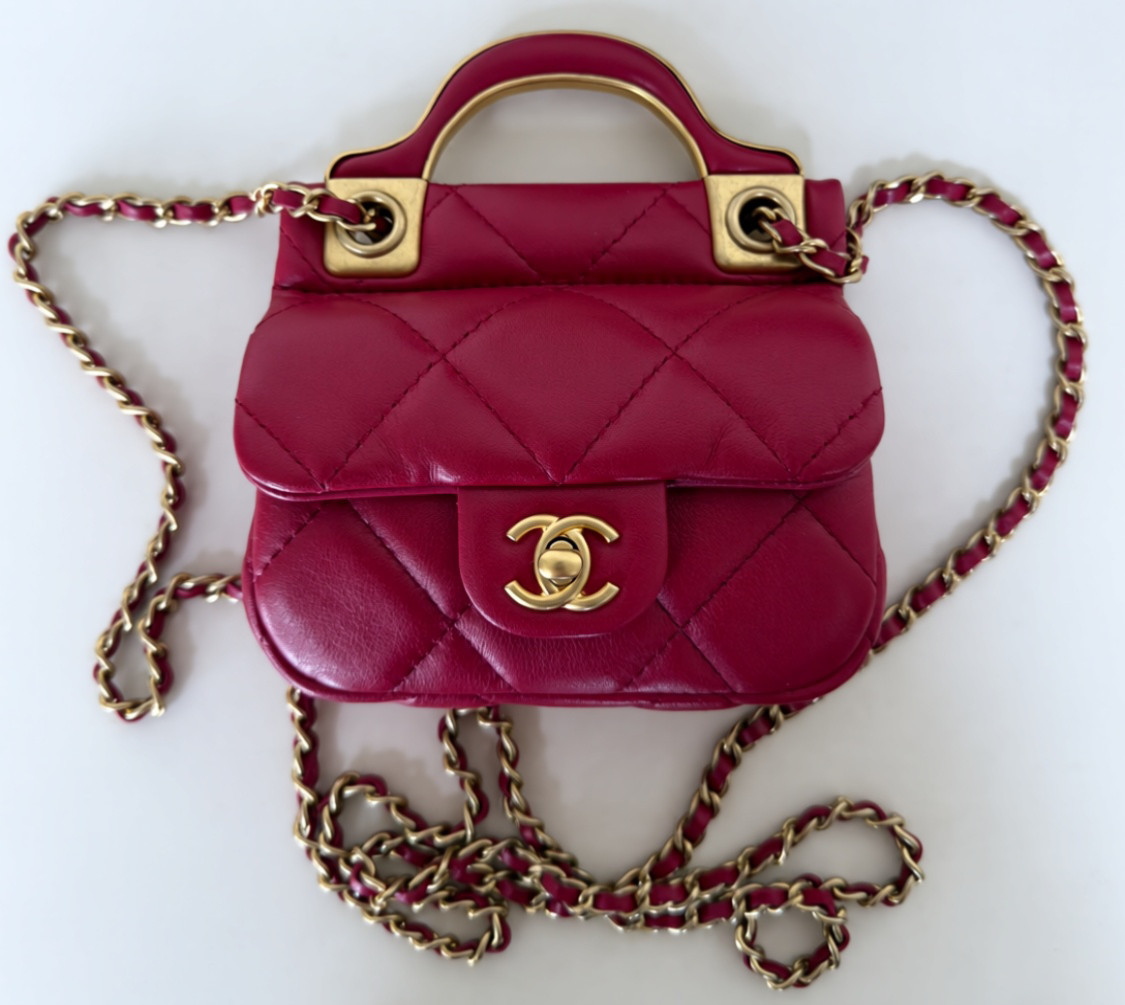 CHANEL FLAP CARD HOLDER WITH CHAIN PINK QUILTED CALFSKIN GOLD HARDWARE, 2021