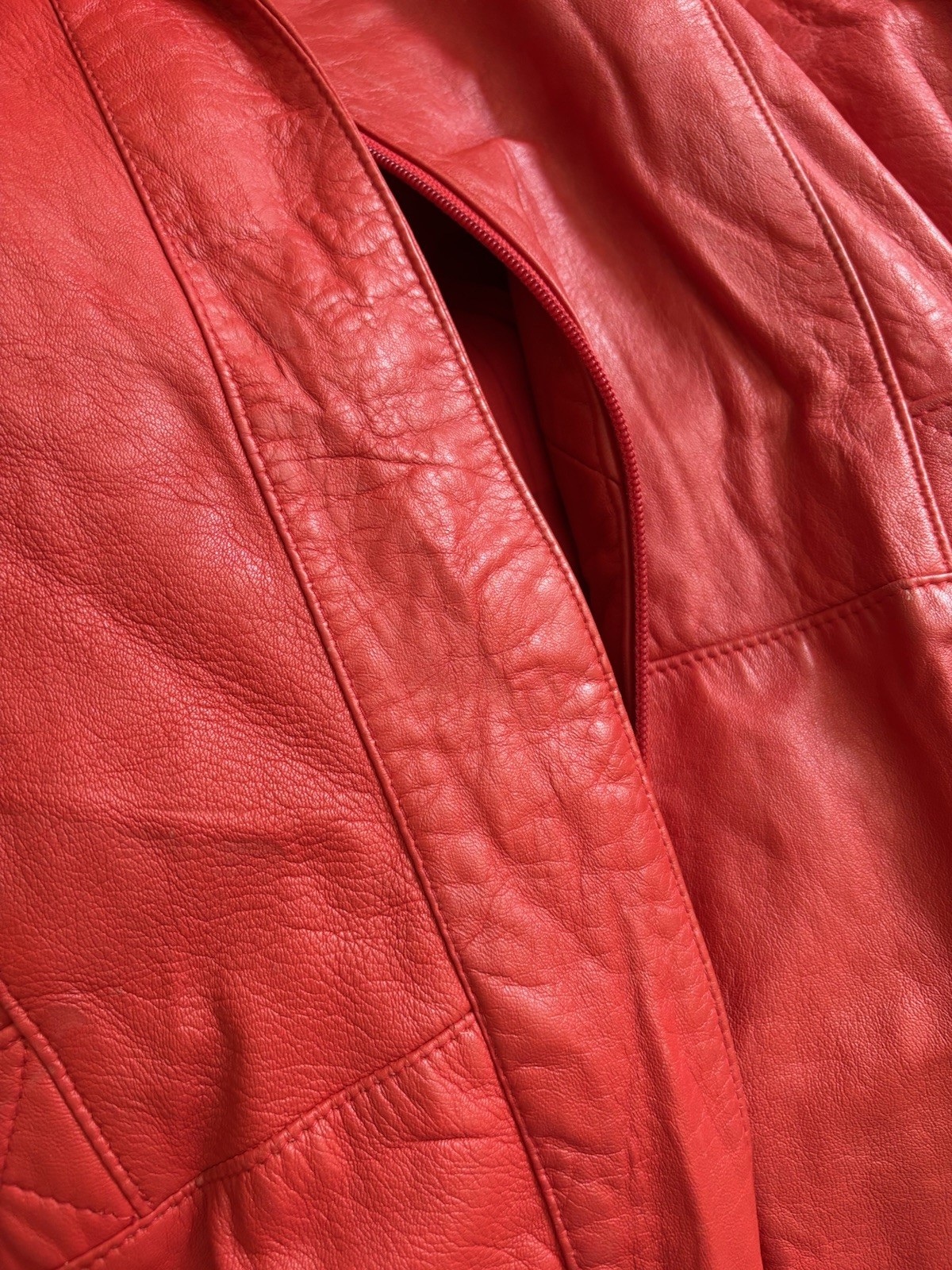Vintage 80s Bagatelle Red Leather Bomber Jacket Oversized Slouchy Womens Size 6