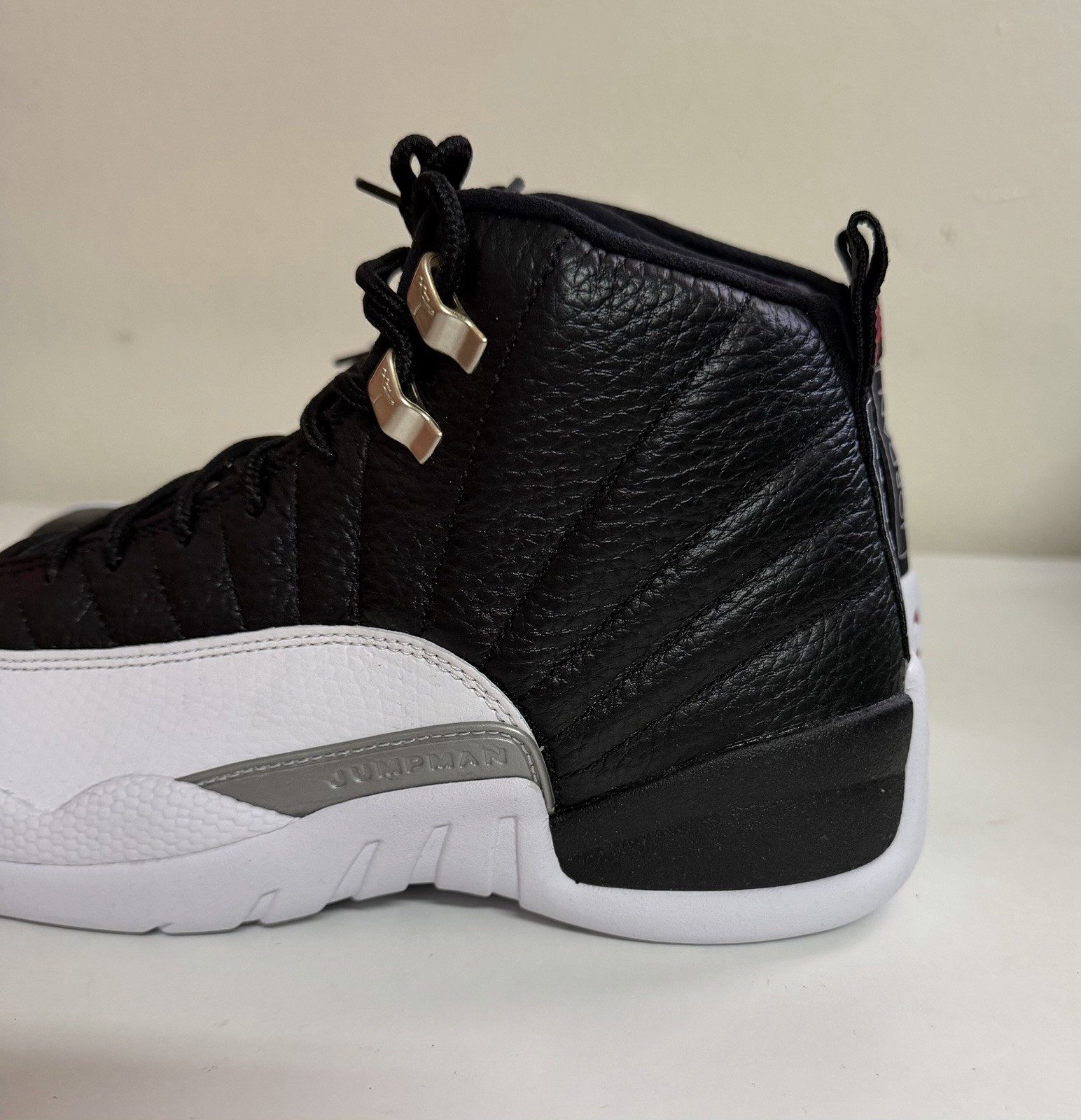 Nike Air Jordan 12 Retro Playoff 2022 Mens Sz 9 Black White CT8013-006 NEW!!!