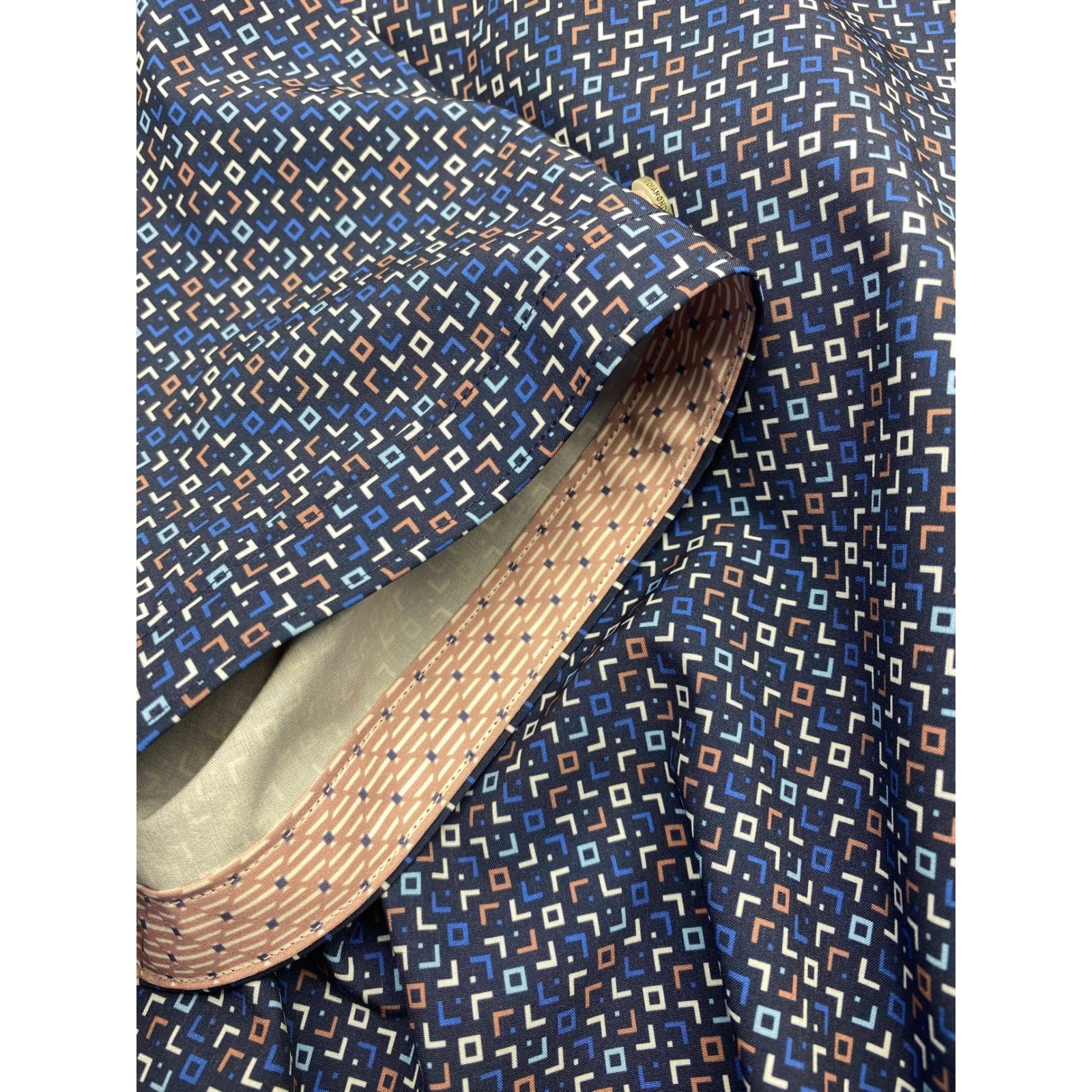 7Diamonds Shirt Mens LARGE Blue Button Down Excellent 4-Way Stretch Geometric
