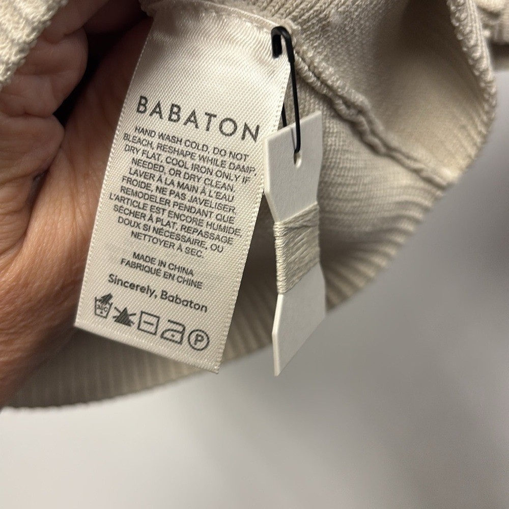 NWT Babaton Beige Wmns Sculpt Knit Squareneck Ribbed cropped top Xs matte pearl