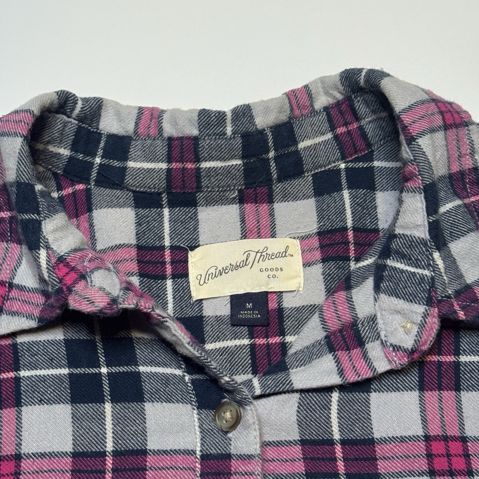 Universal Thread Oversized Flannel Long Sleeve Collared Button-Down Shirt