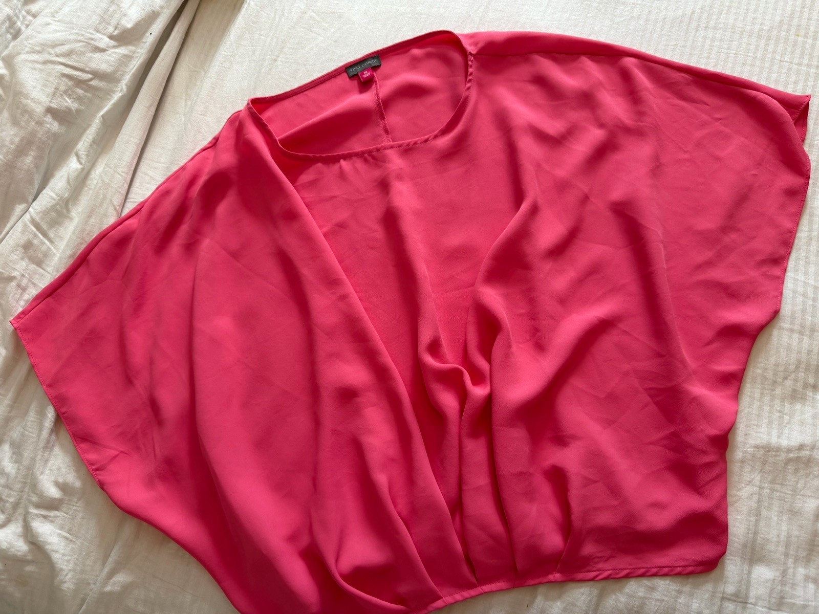 Vince Camuto Women’s Batwing Dolman Sleeve Blouse Top Pink Satin Size Medium