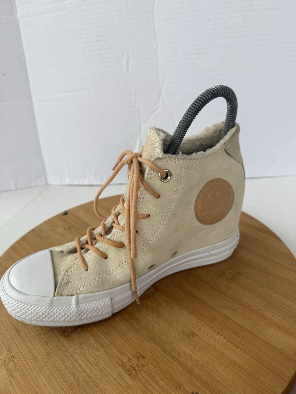 Converse Women’s CTAS Lux Hidden Heel Wedge Women 8 Tan Suede Wool Lined 548005c