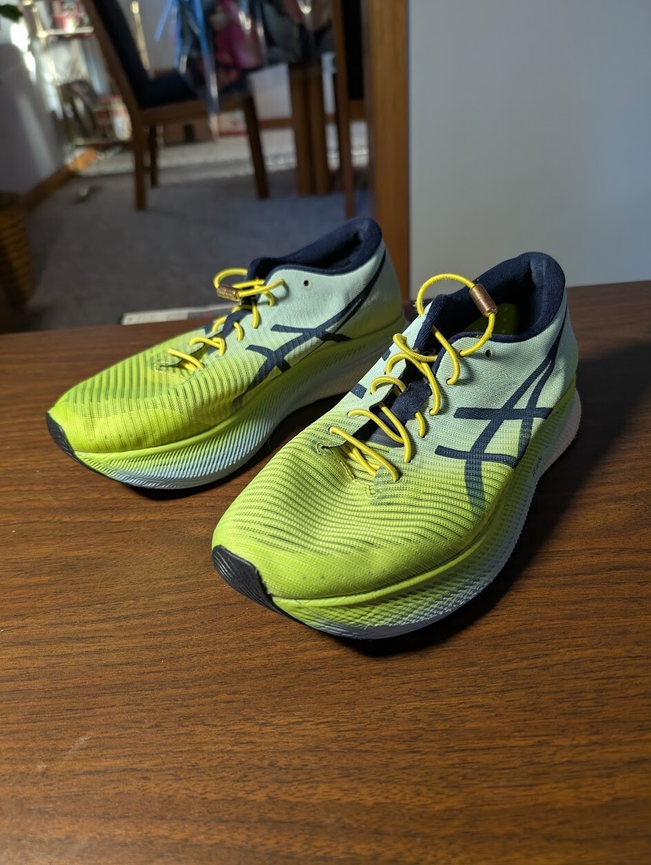 ASICS MENS METASPEED SKY Hazard Green (1011B215) Men’s Size: 7.5