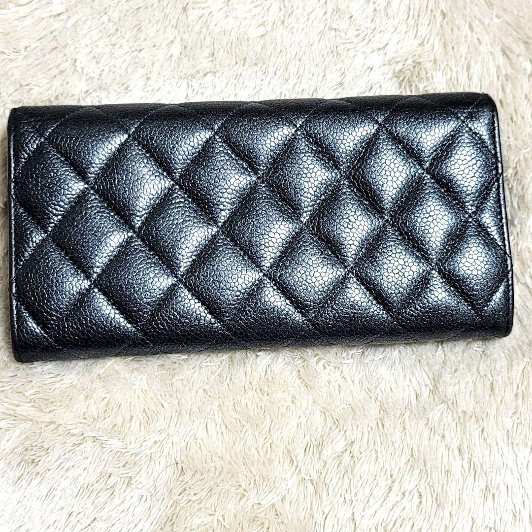 Rare Color Excellent Condition Chanel Caviar Skin Matelass Long Wallet Glitter D