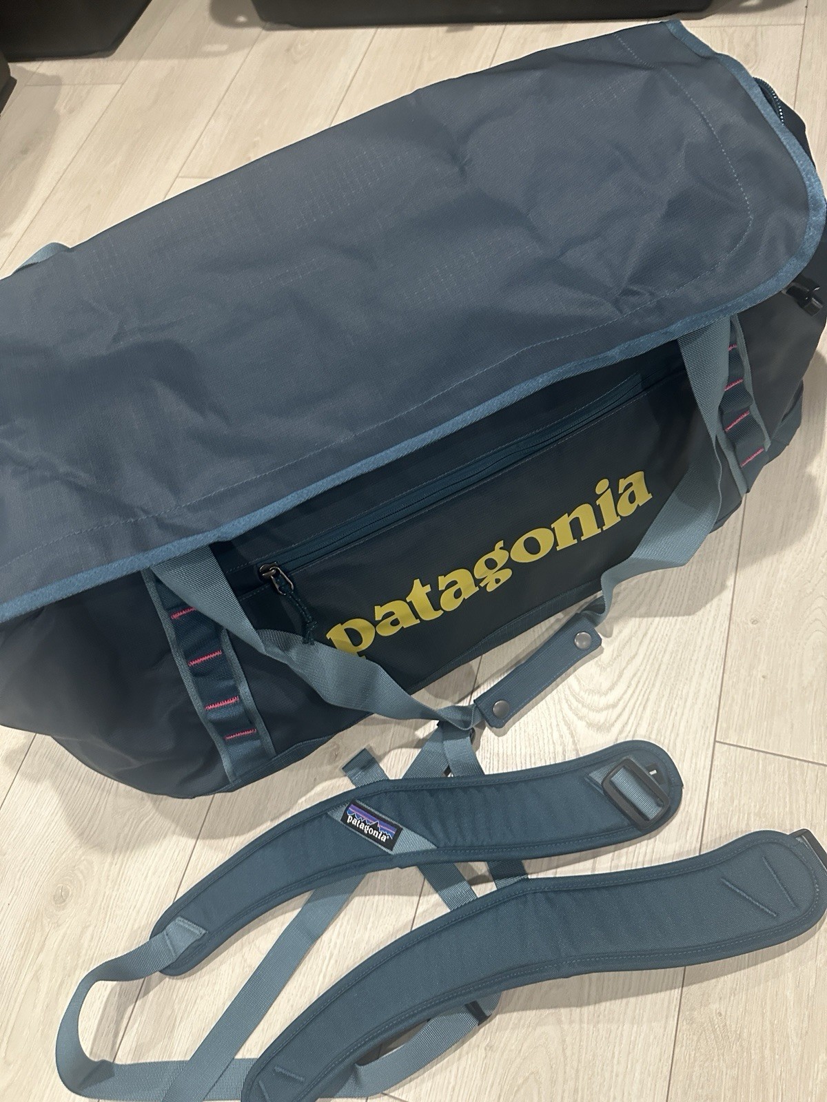 New Patagonia Black Hole Duffel 70l Tide