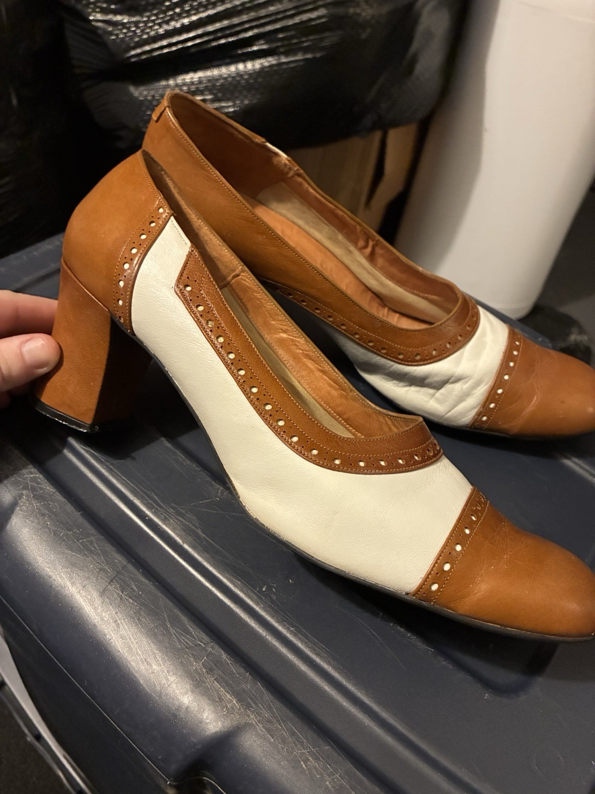 Mayte Brown/Ivory Leather SColorblock Pump Slip On US 10 (see pics!)