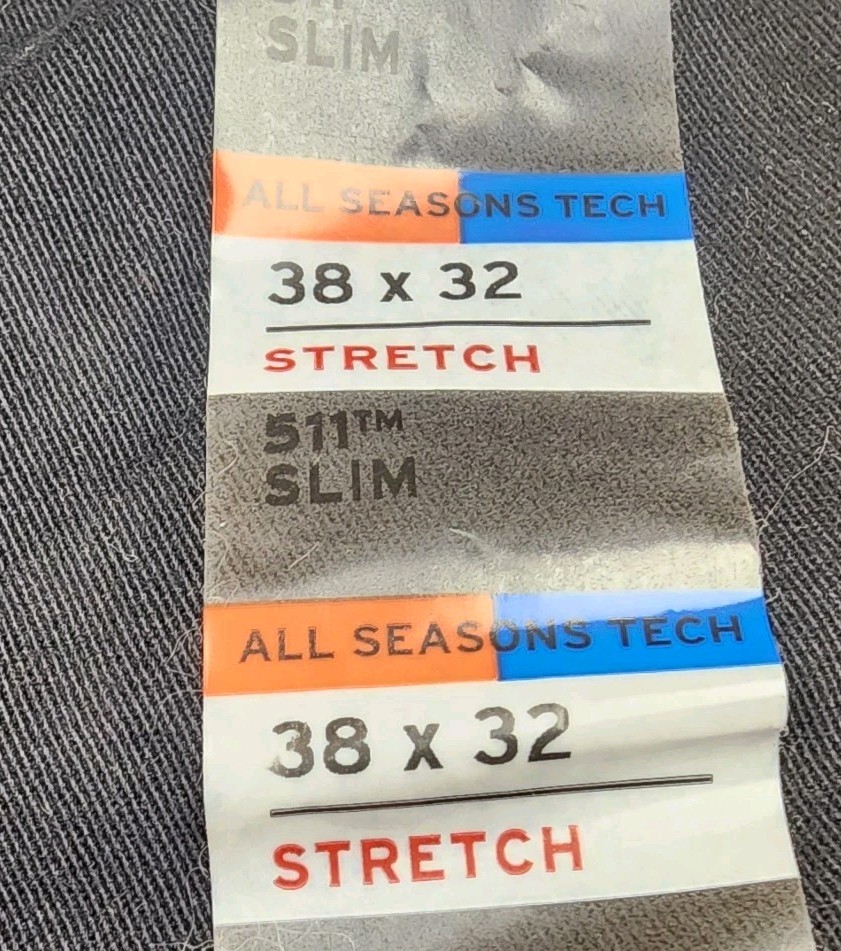 NWT Levis Men’s 511 Slim Fit All Seasons Tech Deep Blue Jean 38W 32L Stretch
