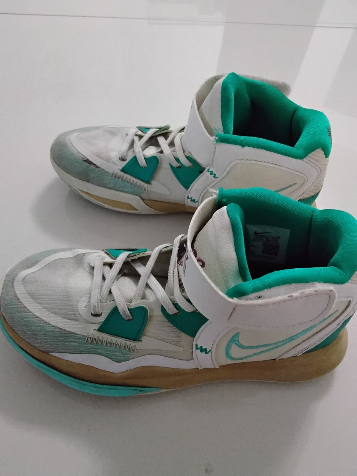 Nike Sue Bird x Kyrie Infinity Golden Tribute
