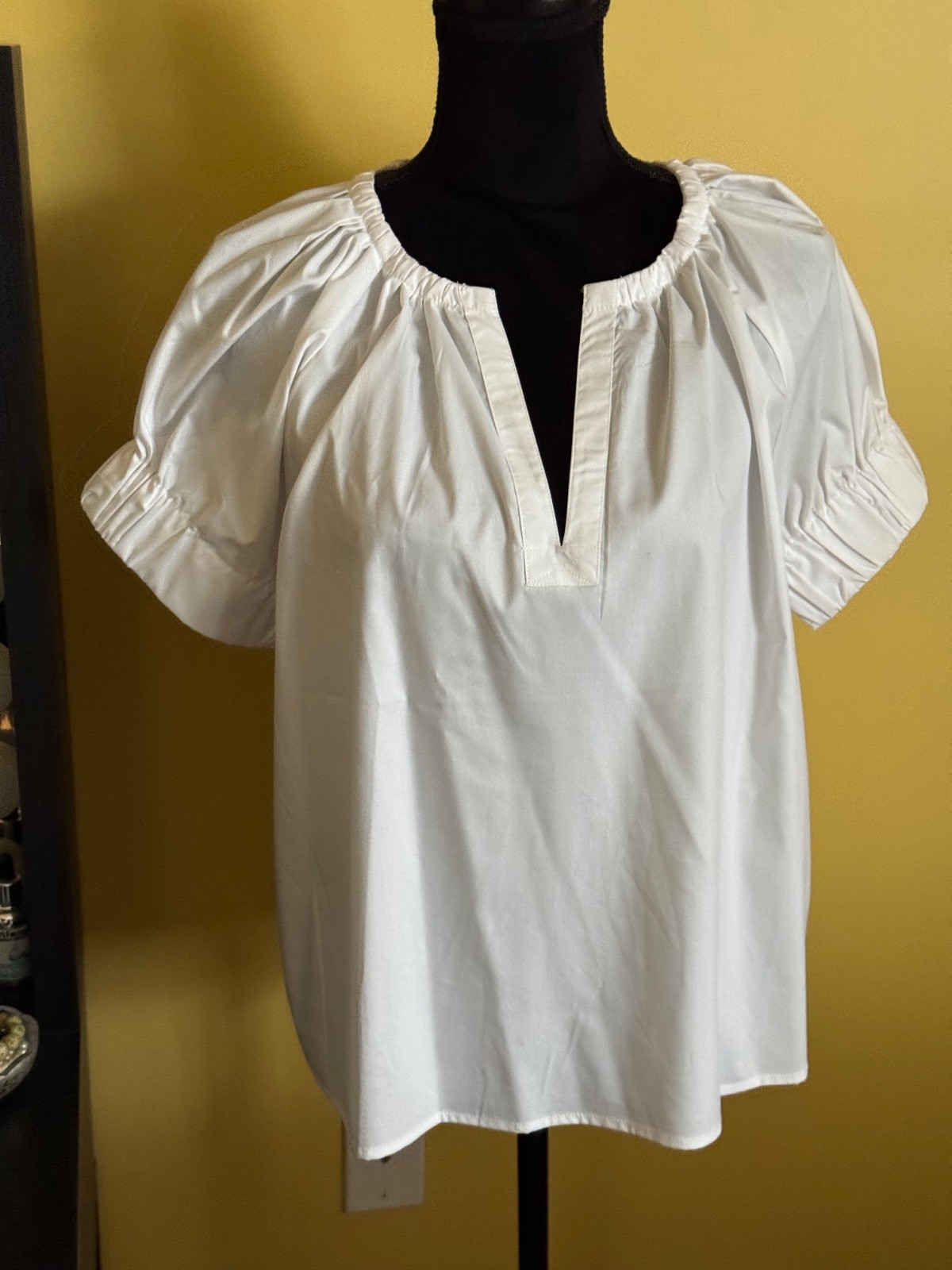 Ladies Nicole Miller Brilliant White Cotton/Spand Short Sleeve Top/Blouse L NWT