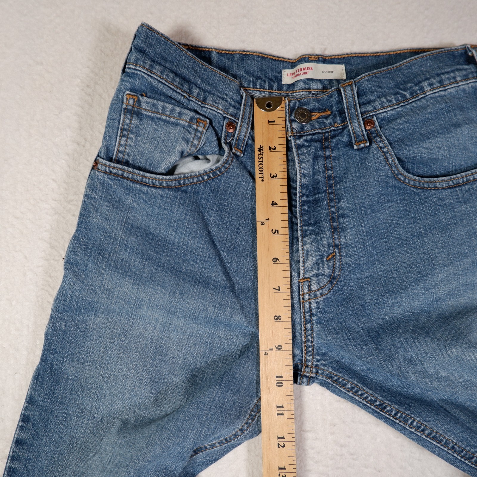 Levi’s Signature Men’s Blue Jeans Bootcut 28×30 Medium Wash