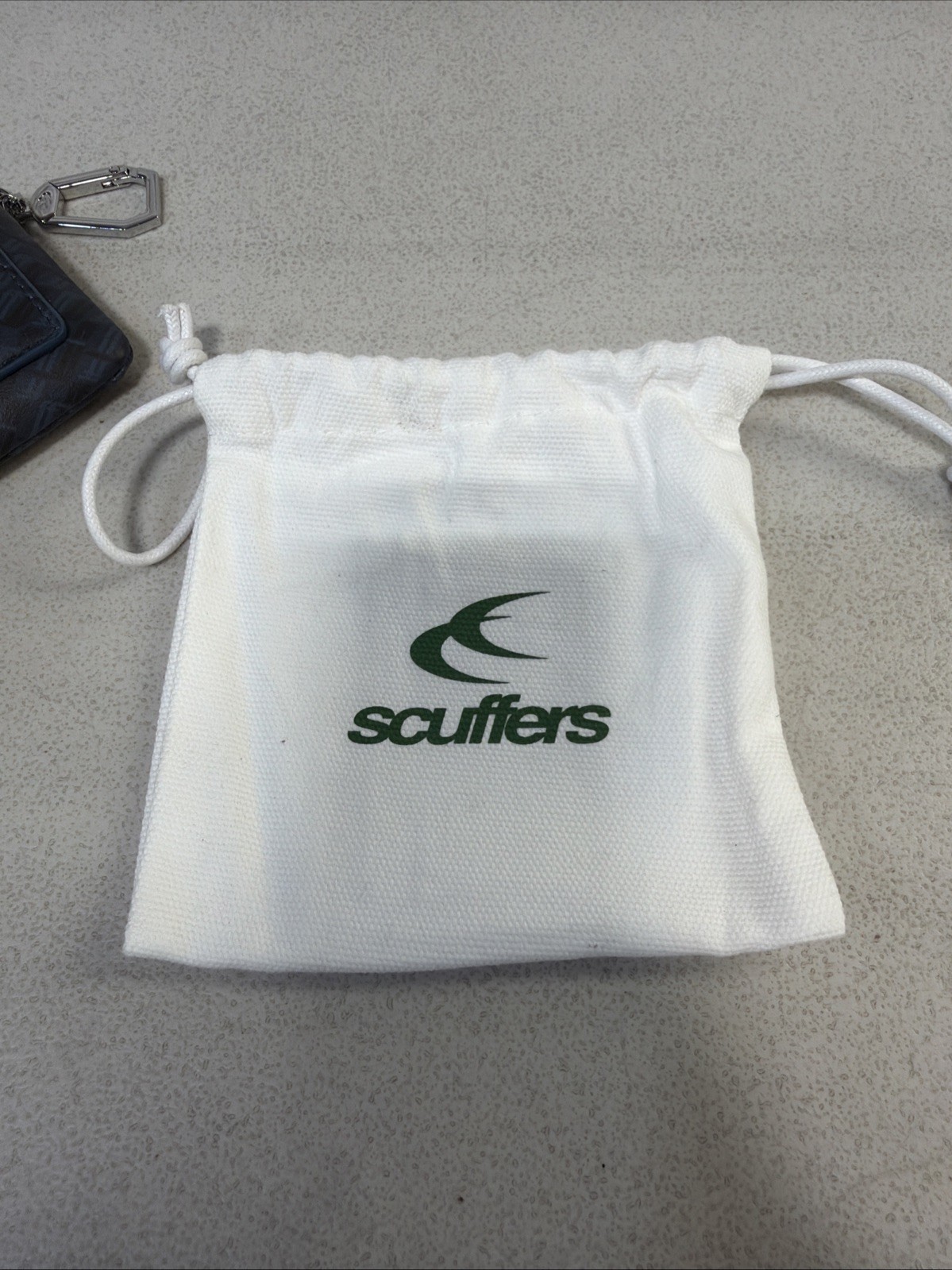 Scuffers Keychain Wallet Navy