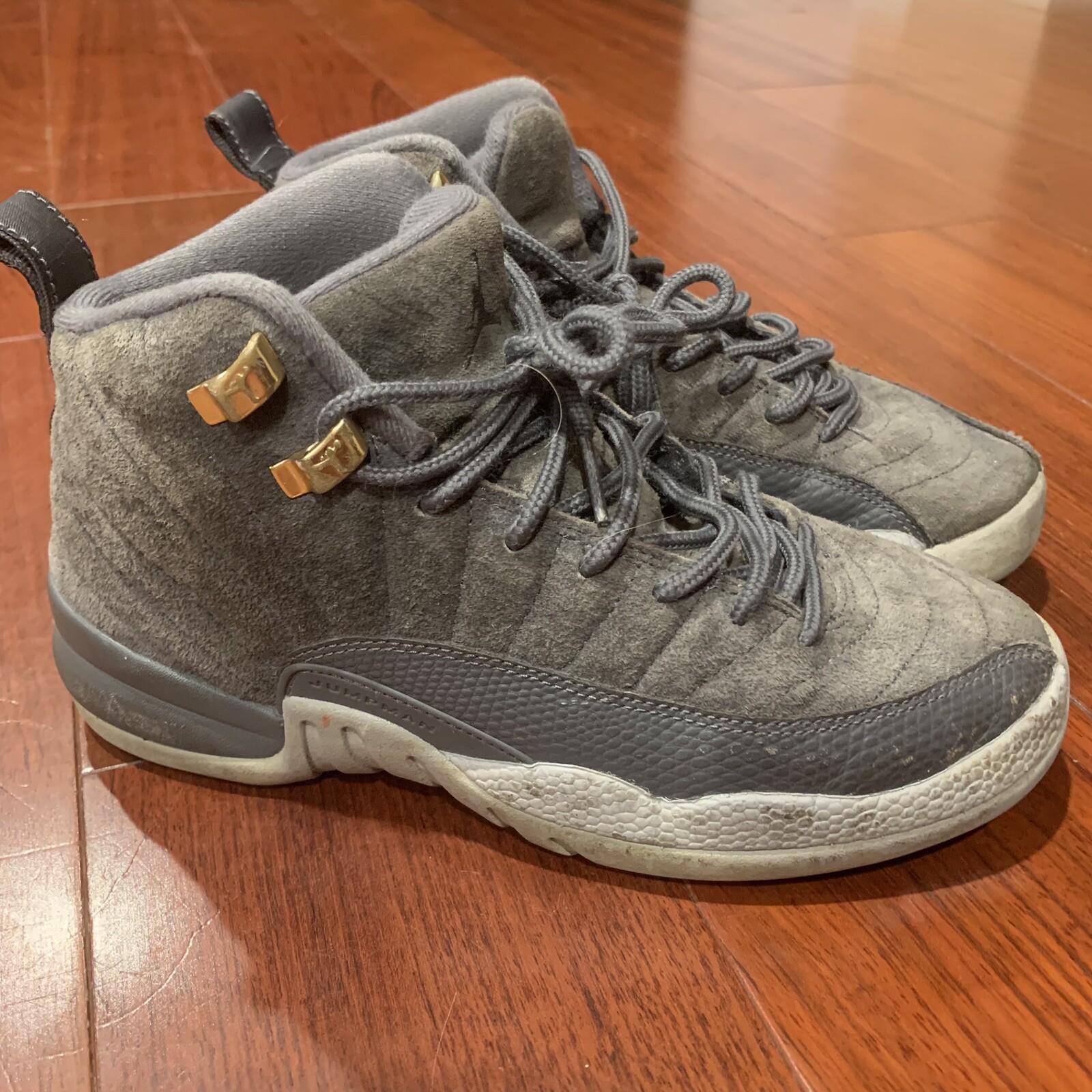 Nike AIR JORDAN 12 Retro Dark / Wolf Gray 153265-005 Size US 4.5Y