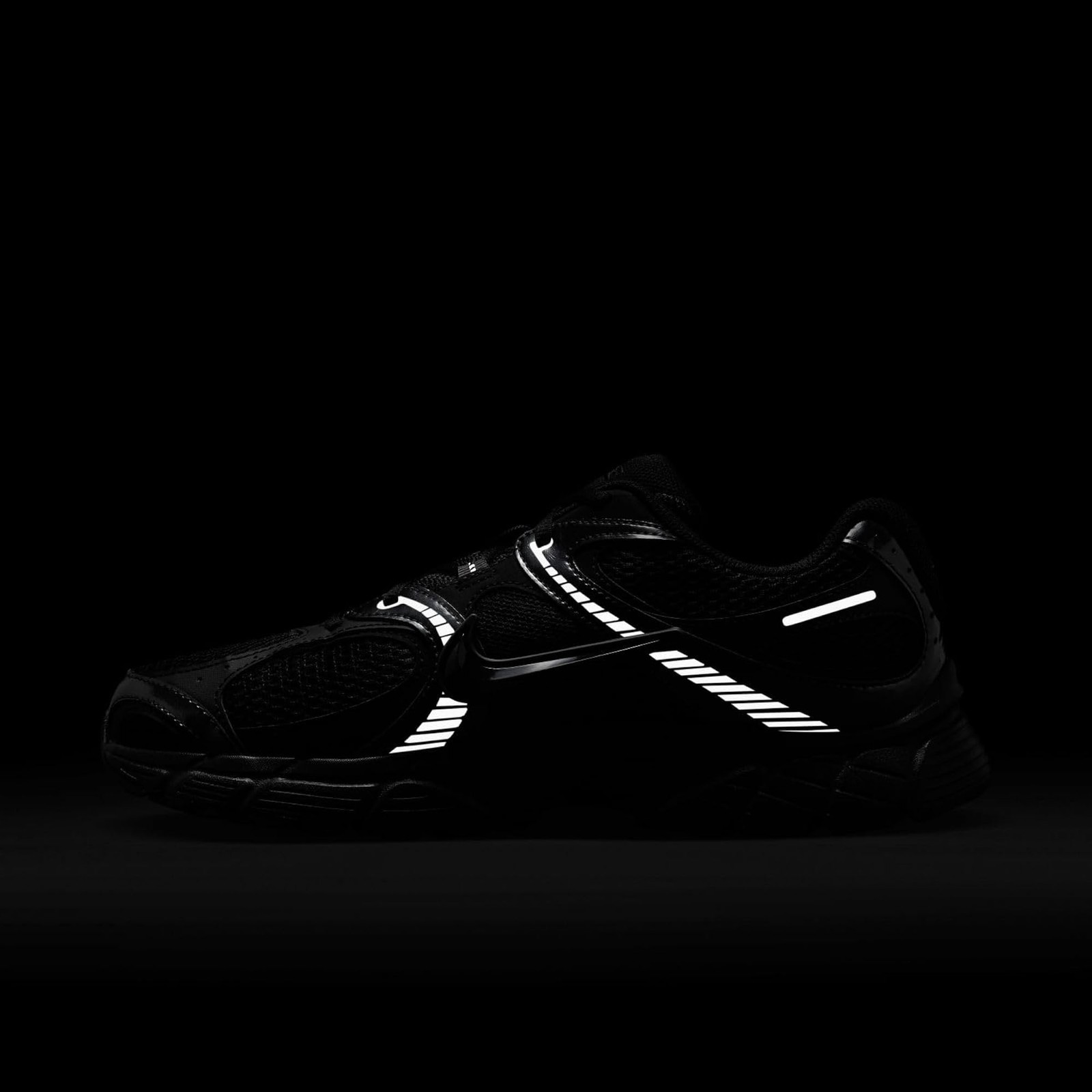 Nike Mens V5 RNR – Black/Black/Anthracite – 11