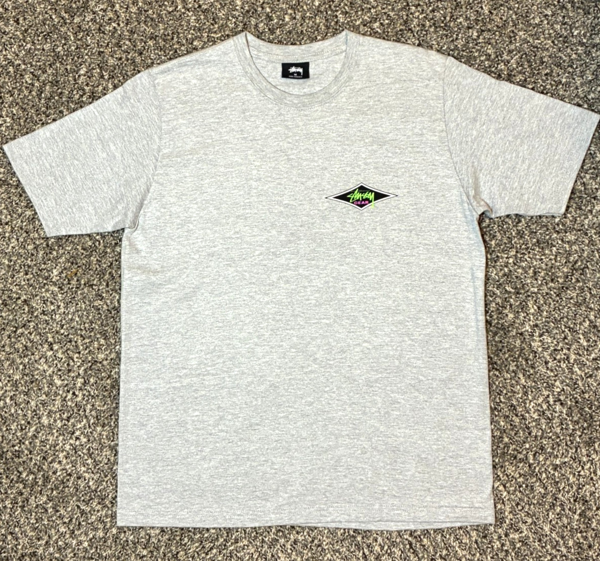 Stussy Gear Diamond Logo T-Shirt Men’s Size Medium Grey Short Sleeve Graphic Tee