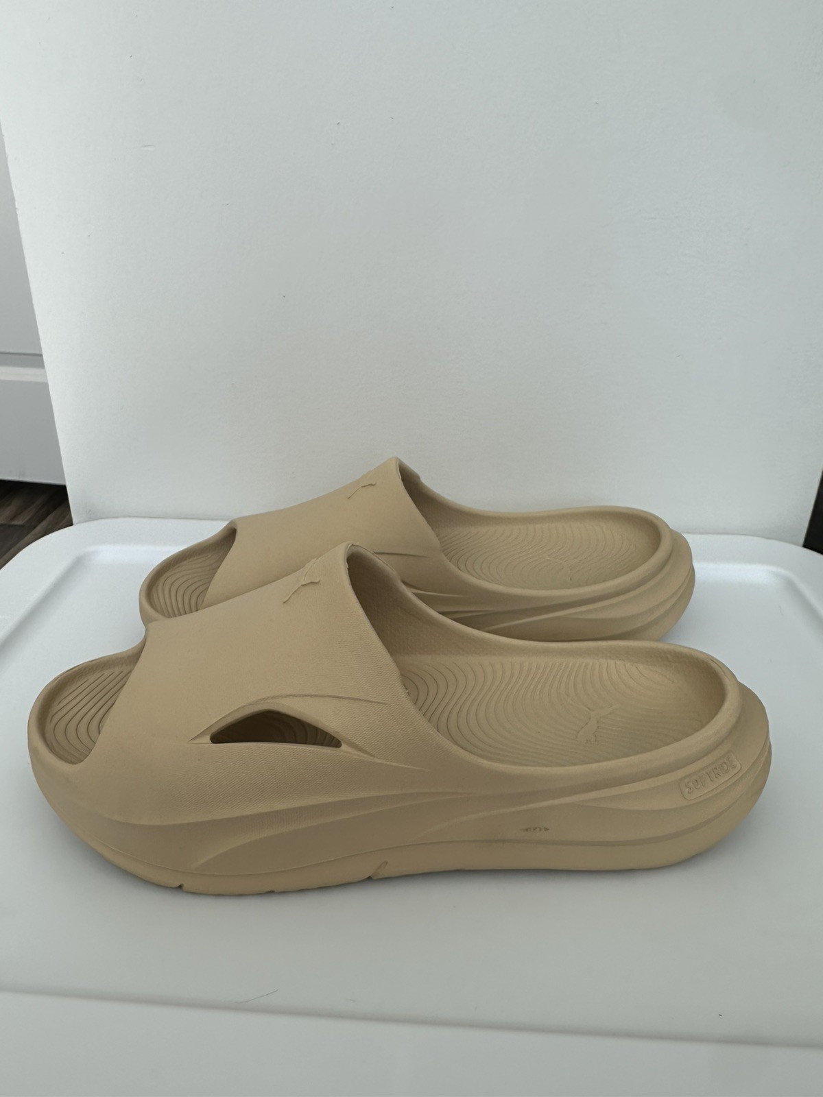 PUMA Softride Zerog Slide Mens Beige Casual Sandals Size 11 Yeezy Bone Pure