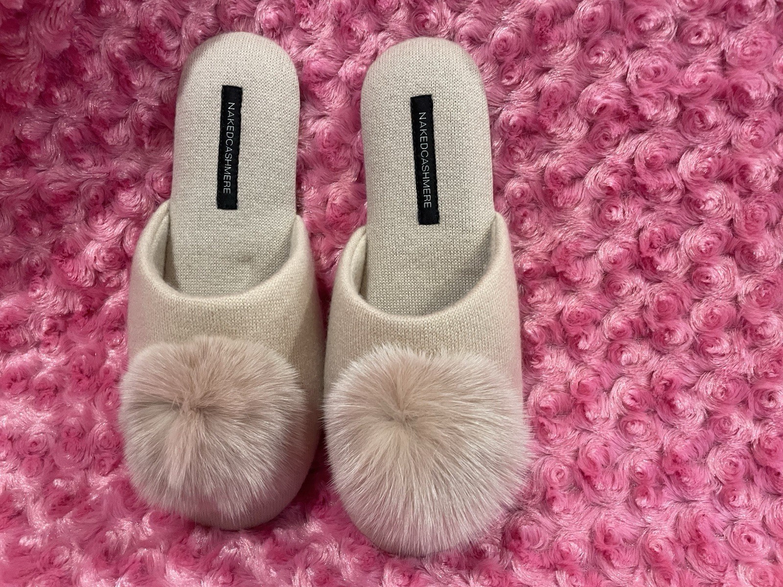 New! Naked Cashmere Love Slippers 100% Cashmere w/Fox Fur Sz L/XL 9-10 🥰