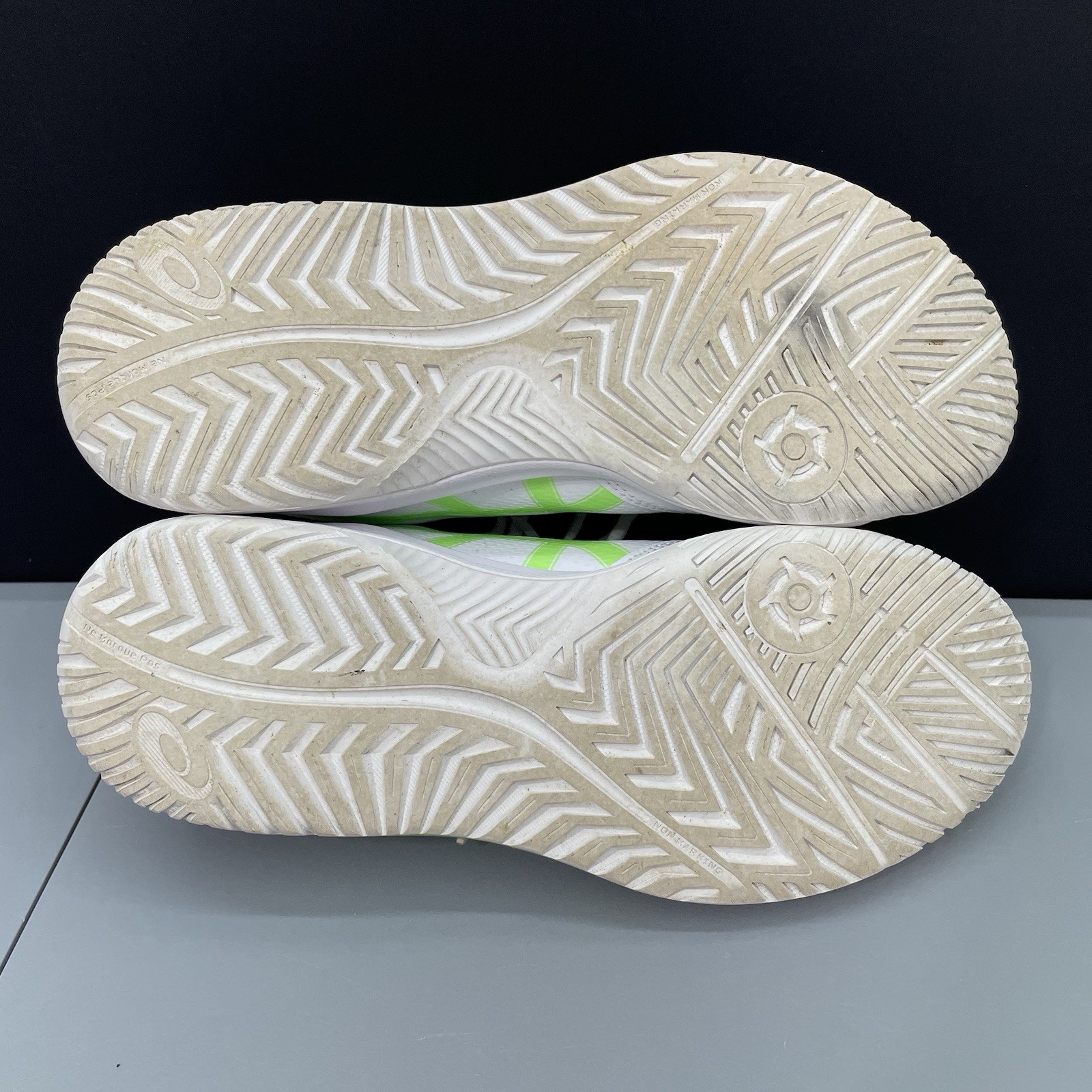 Asics Gel Dedicate 8 Sneakers Shoes Court Tennis Pickleball White Mens 9.5
