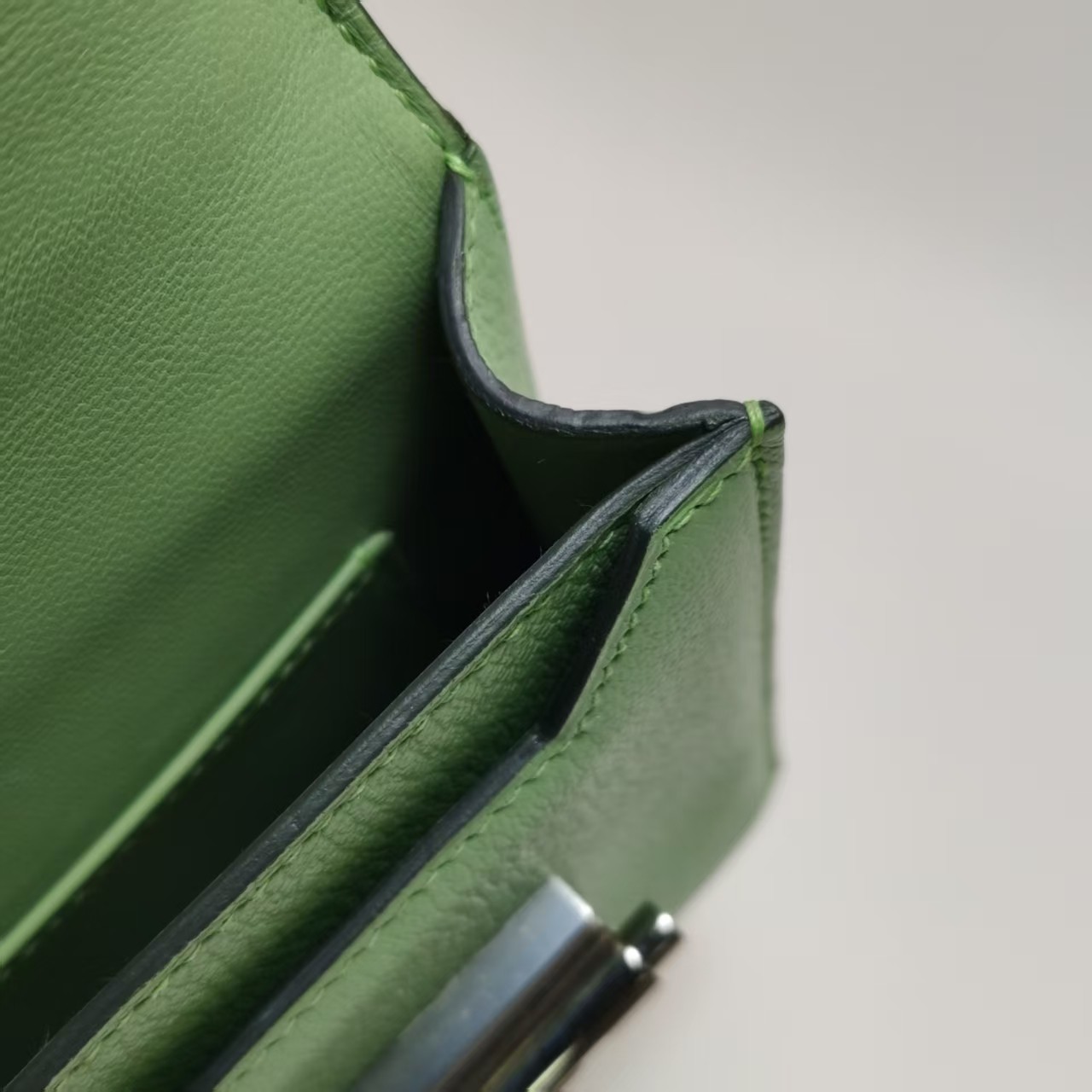 Hermes Verrou Mini 17 Chevre Mysore Vert Criquet 3I Avocado Green SilverPHW Auth