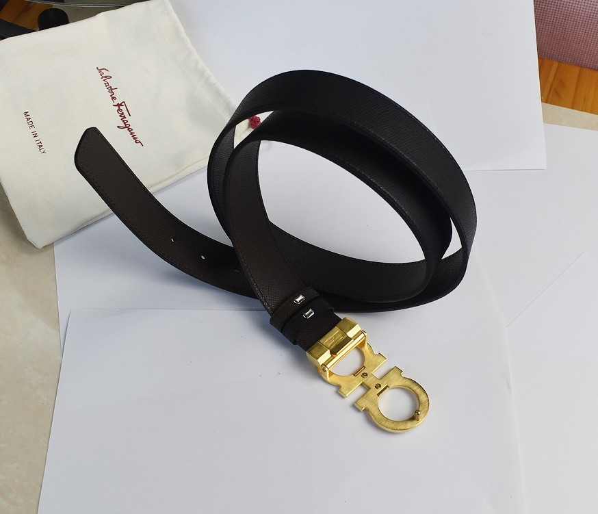 Ferragamo Men’s Reversible/Adjustable Gancini Belt，Golden finish buckle 120cm