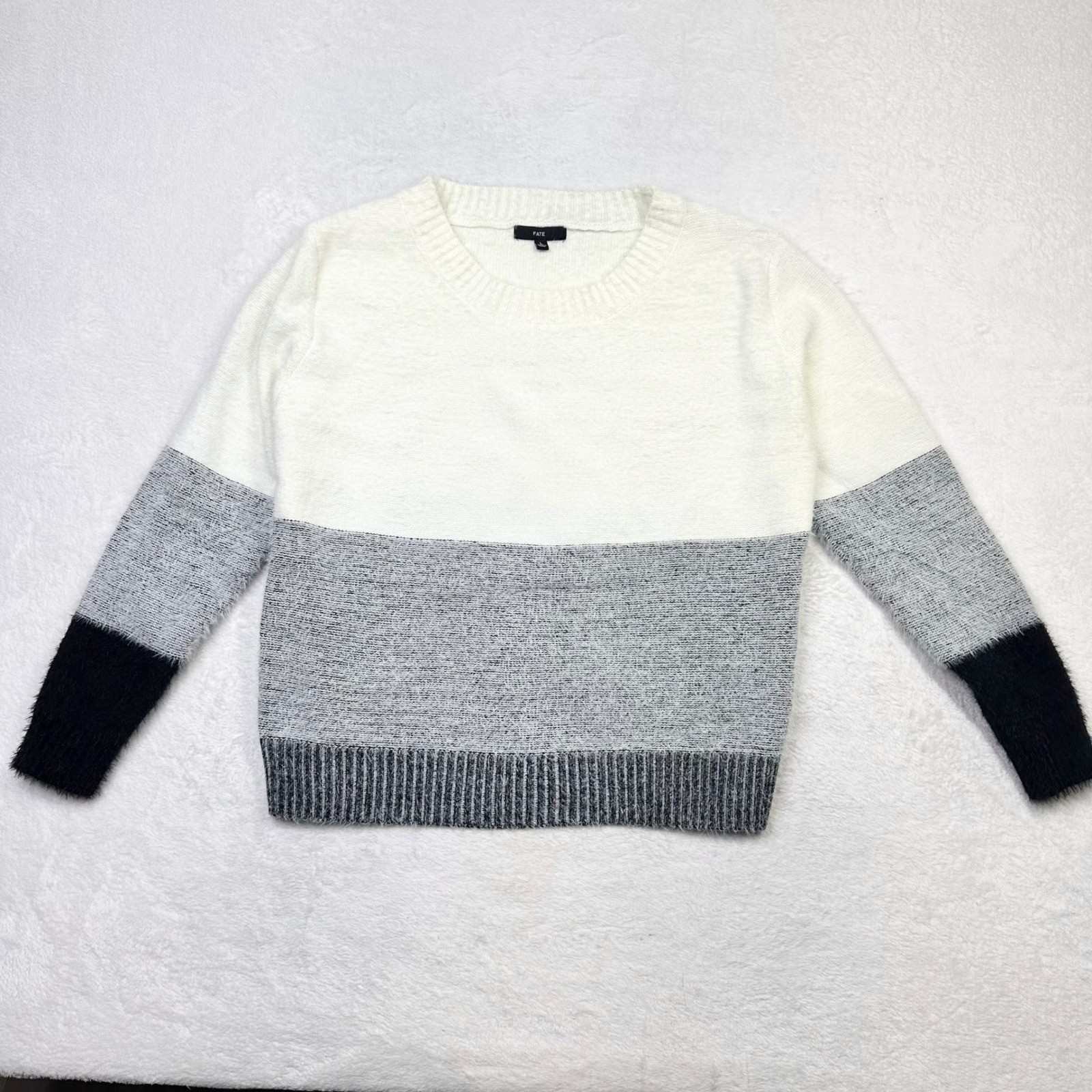 FATE Color Block Sweater Womens Size L White Gray Black Acrylic Blend Knit