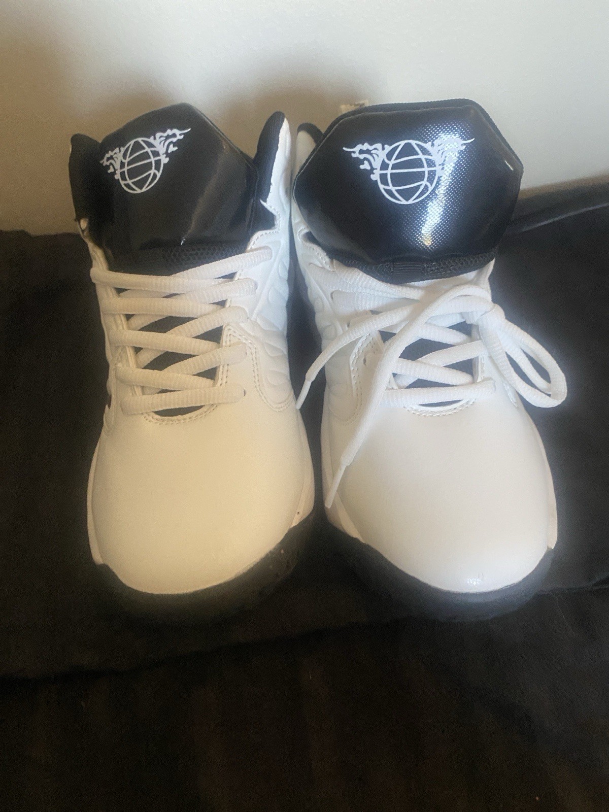 Shaq Mid Top Colorblock Lace-Up Basketball Sneakers White Black Men’s