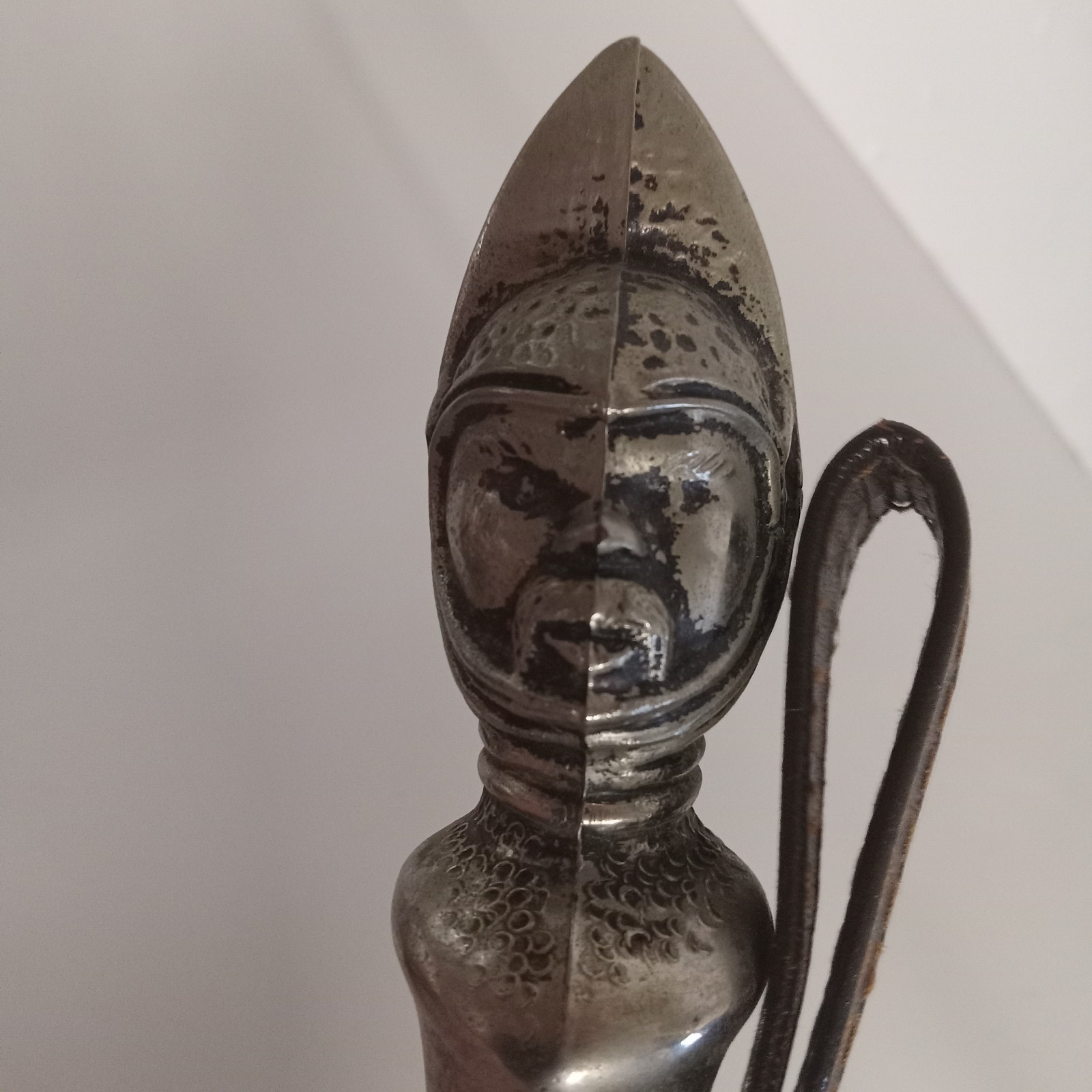 Vintage Pewter Handle Medieval Knight MCM Shoehorns 21″