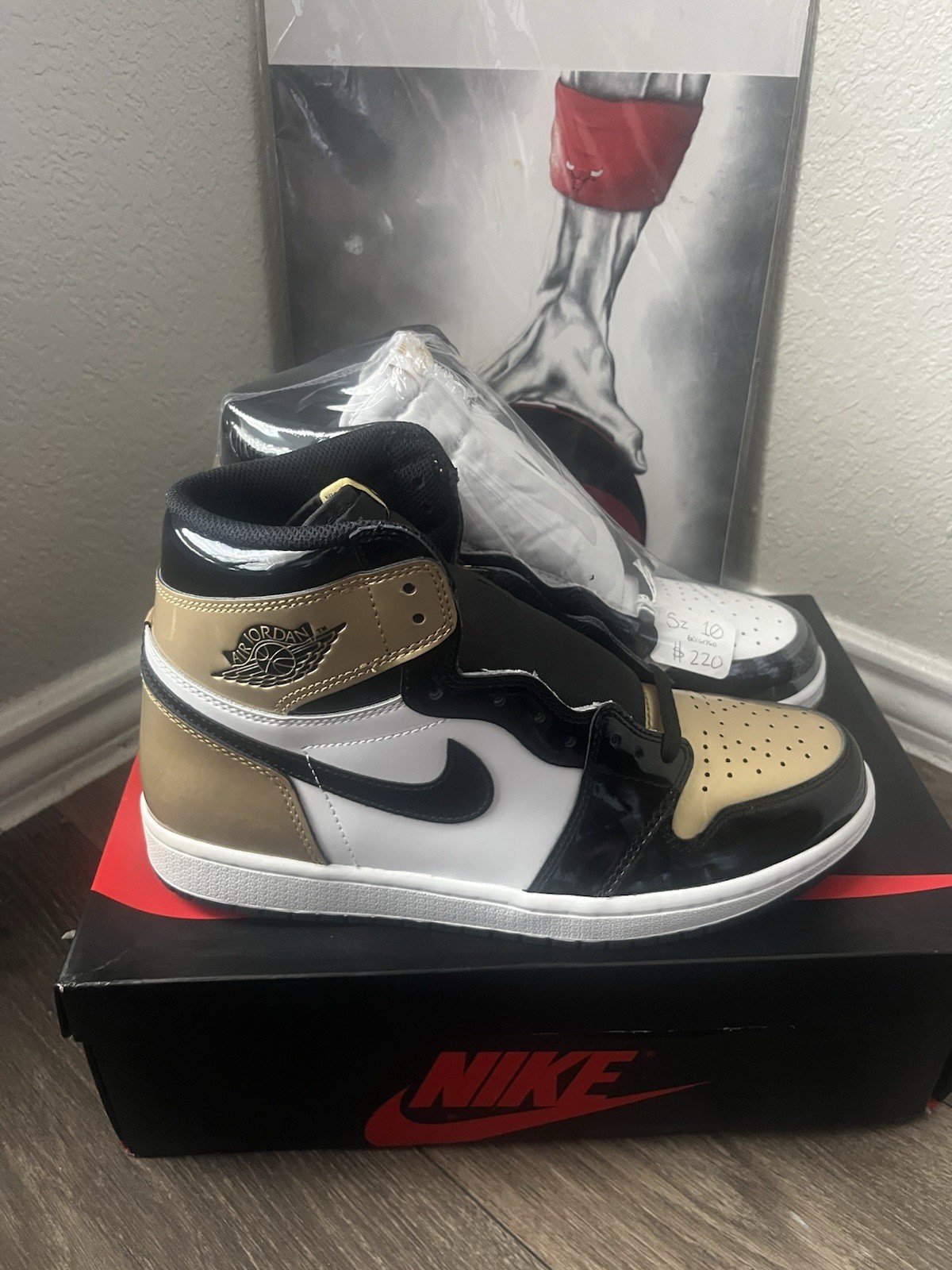 Jordan 1 “Top 3” Gold toe