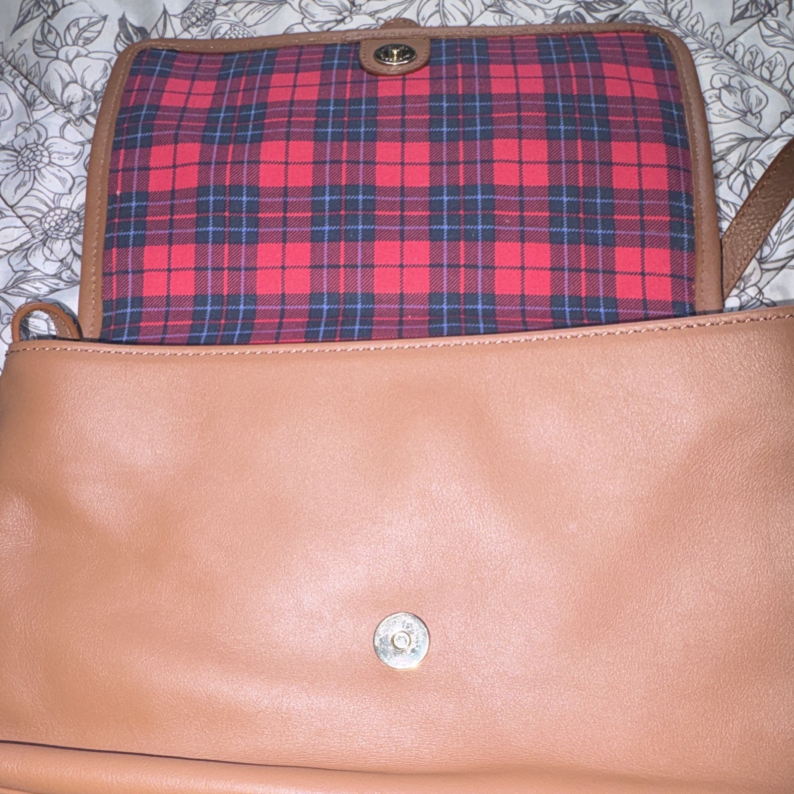 Talbots Tan & White Shoulder Bag, Buckle/Magnetic Closure, Plaid Lined, Pockets