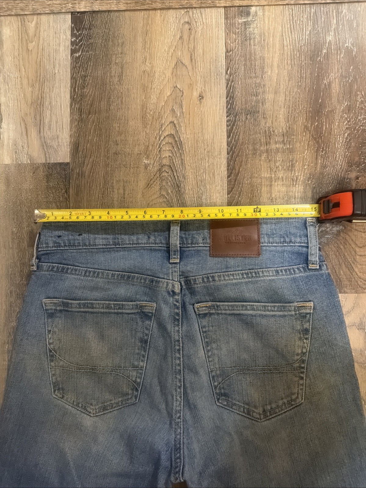 Hollister Classic Straight Epic Flex Blue Jeans Size 29×32 Distressing