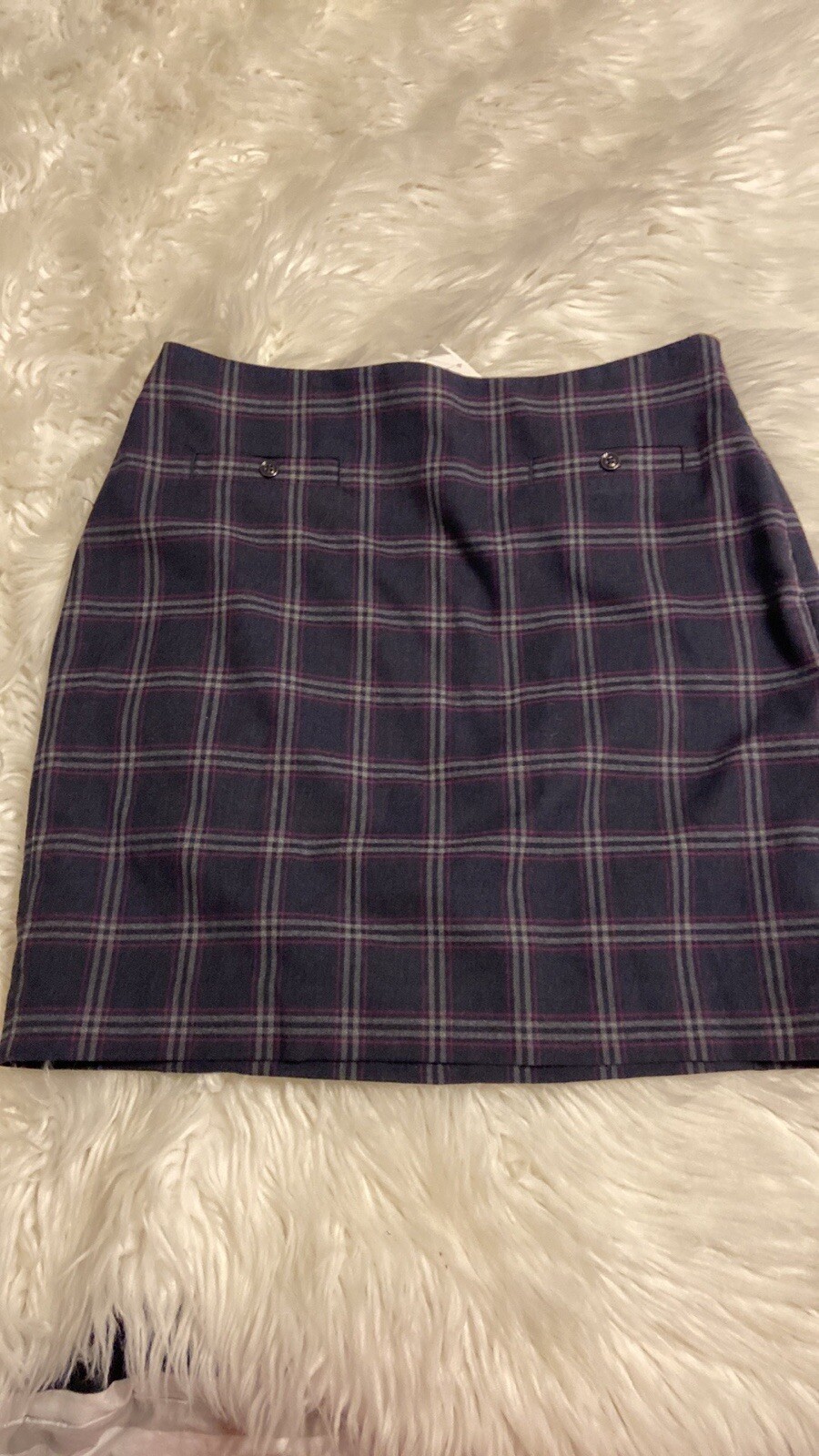 Banana Republic Women’s Skirt size 4 brand new with tag length 17″ waist28/30″