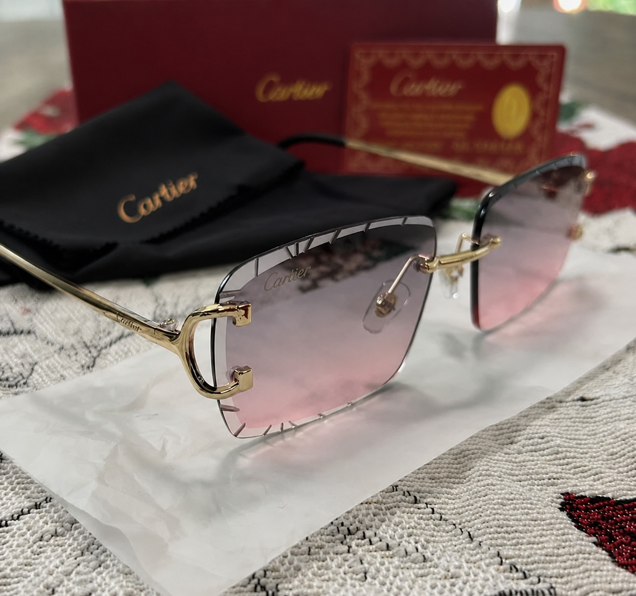 Cartier Big C Diamond Cut Frameless Pink/Grey Lens Gold Frame