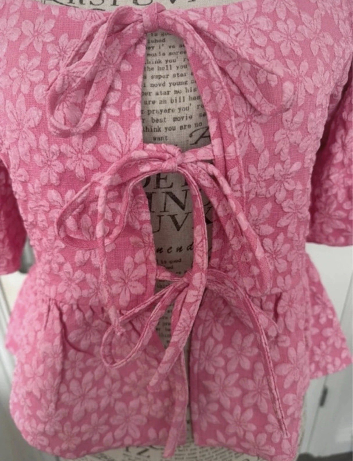 Pink – Tie Detail Floral Embossed Peplum Top L/XL uk 12-14 BNWT