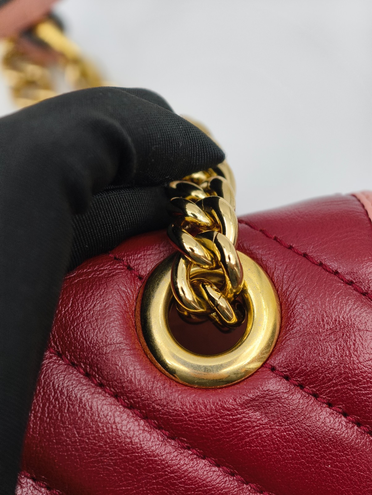Authentic Gucci GG Marmont Medium 26cm Red Leather Pink Piping Torchon GG Should