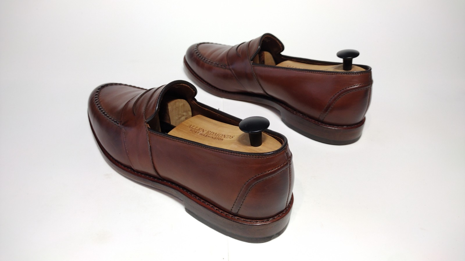 Allen Edmonds Randolph Penny Loafer – Chili – 9D (with AE shoe trees, bag, box)