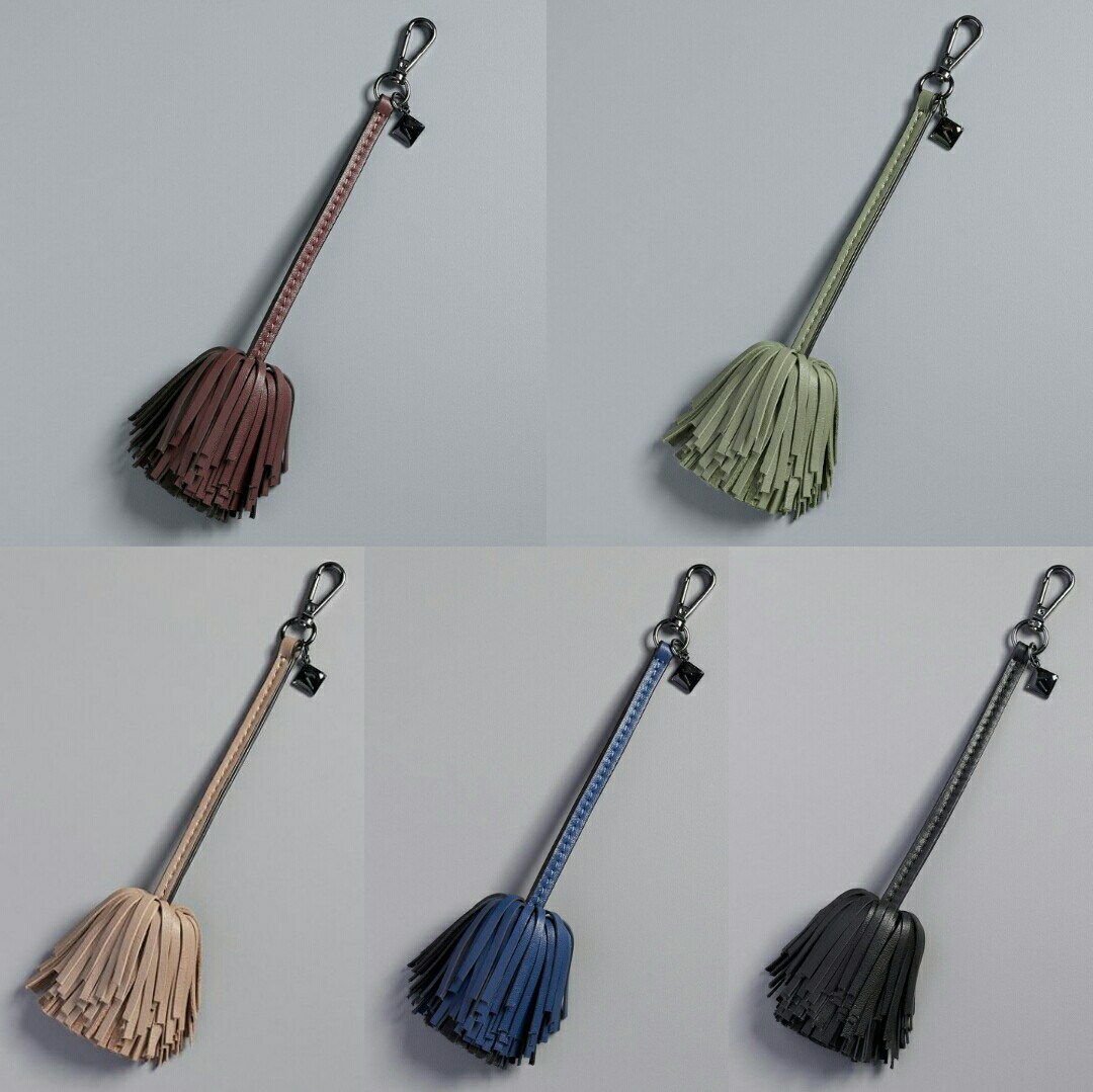 Vera Wang Simply Vera LEATHER Tassel Key Chain (CHOOSE ANY COLOR) NWT MSRP $26