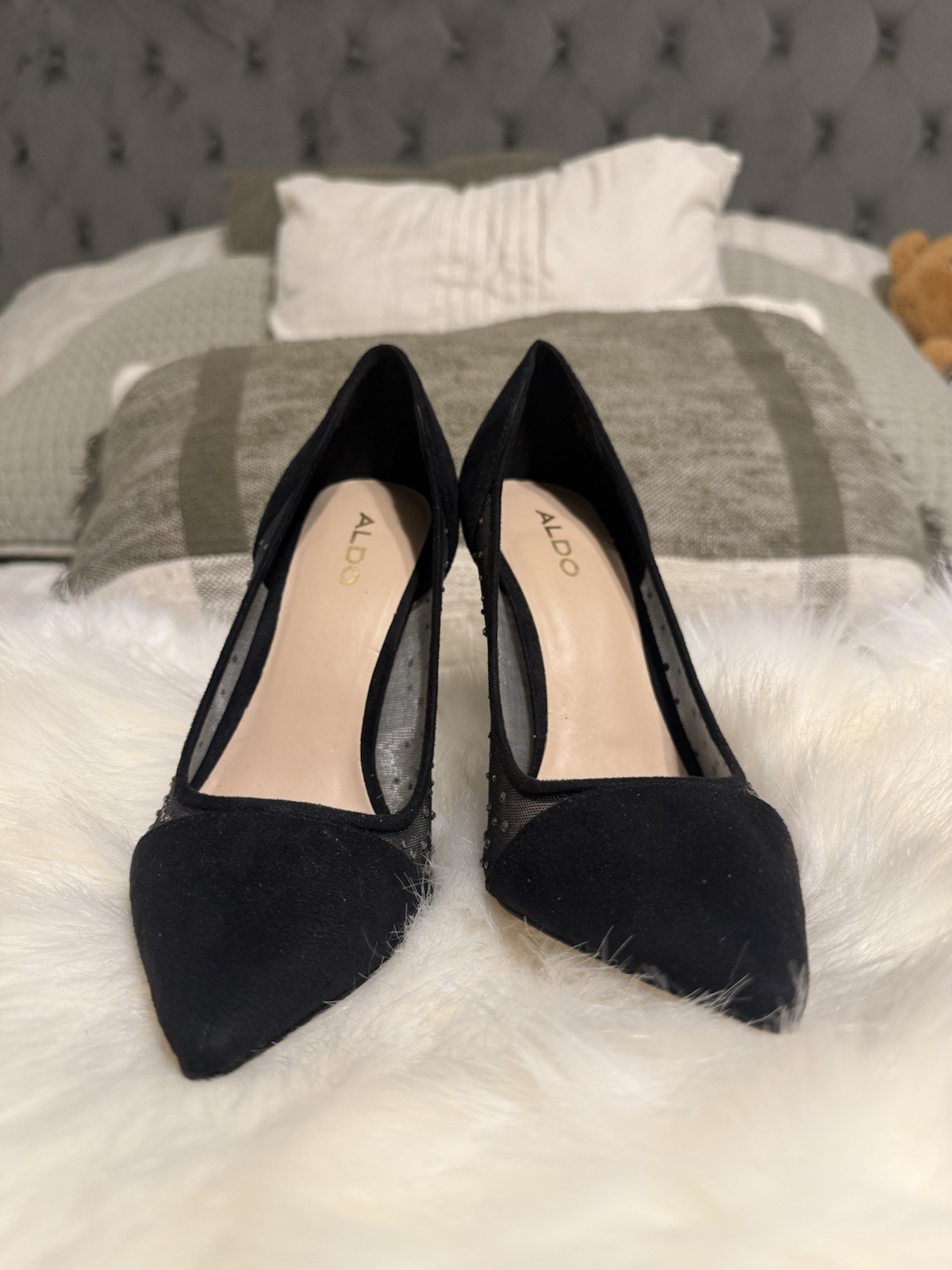 ALDO Women’s Black Pointed Toe Studded Mesh Suede Slip-On Pumps Size 6