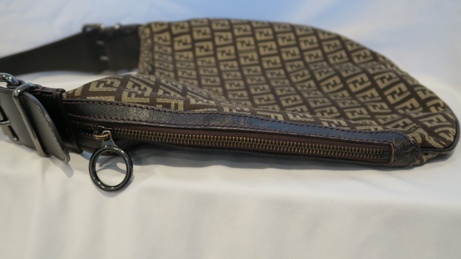 Authentic Vintage Fendi Zucca Oyster Shoulder Bag (Pre-owned)