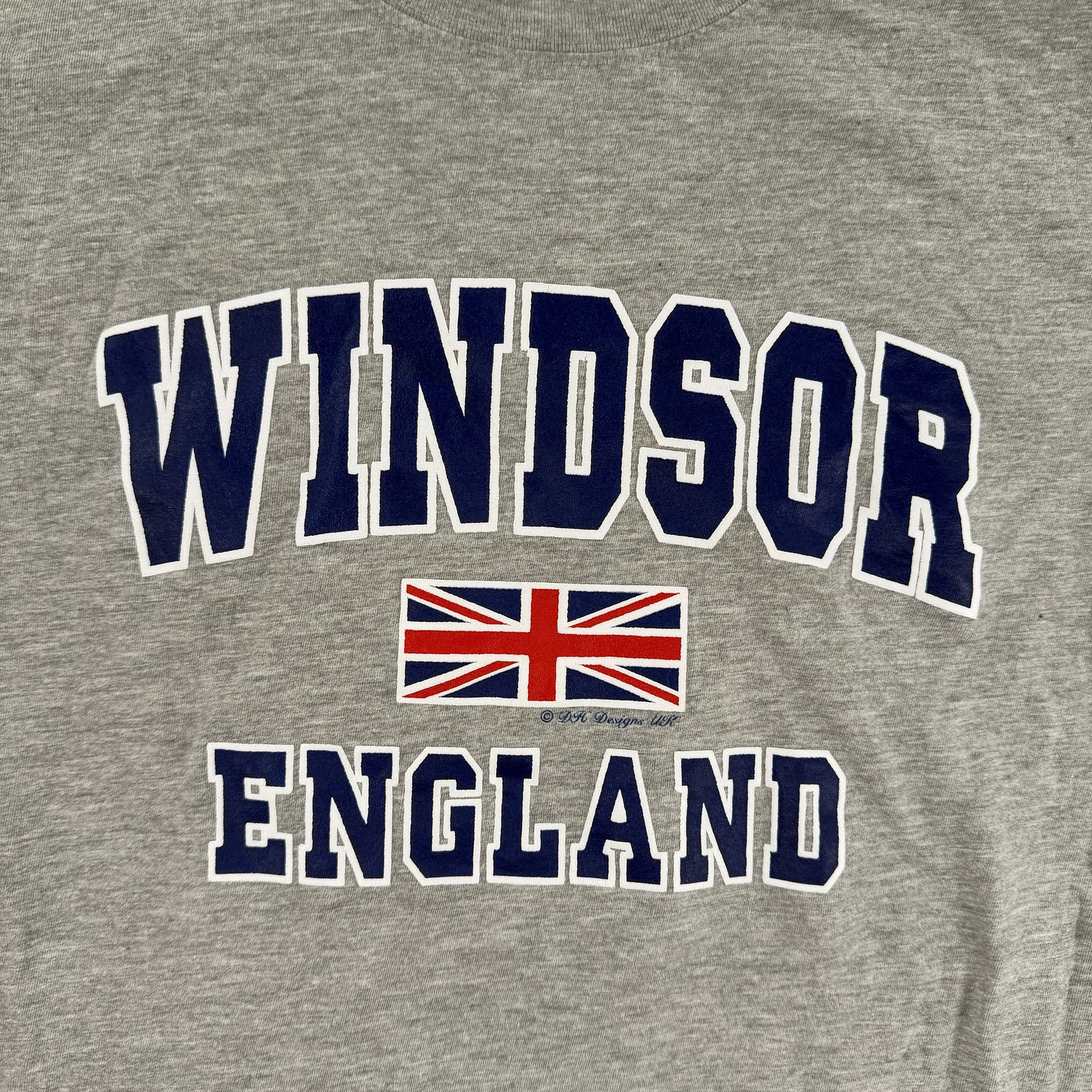 Casual Classics Men’s M Medium Windsor England Union Jack Flag Graphic T-Shirt
