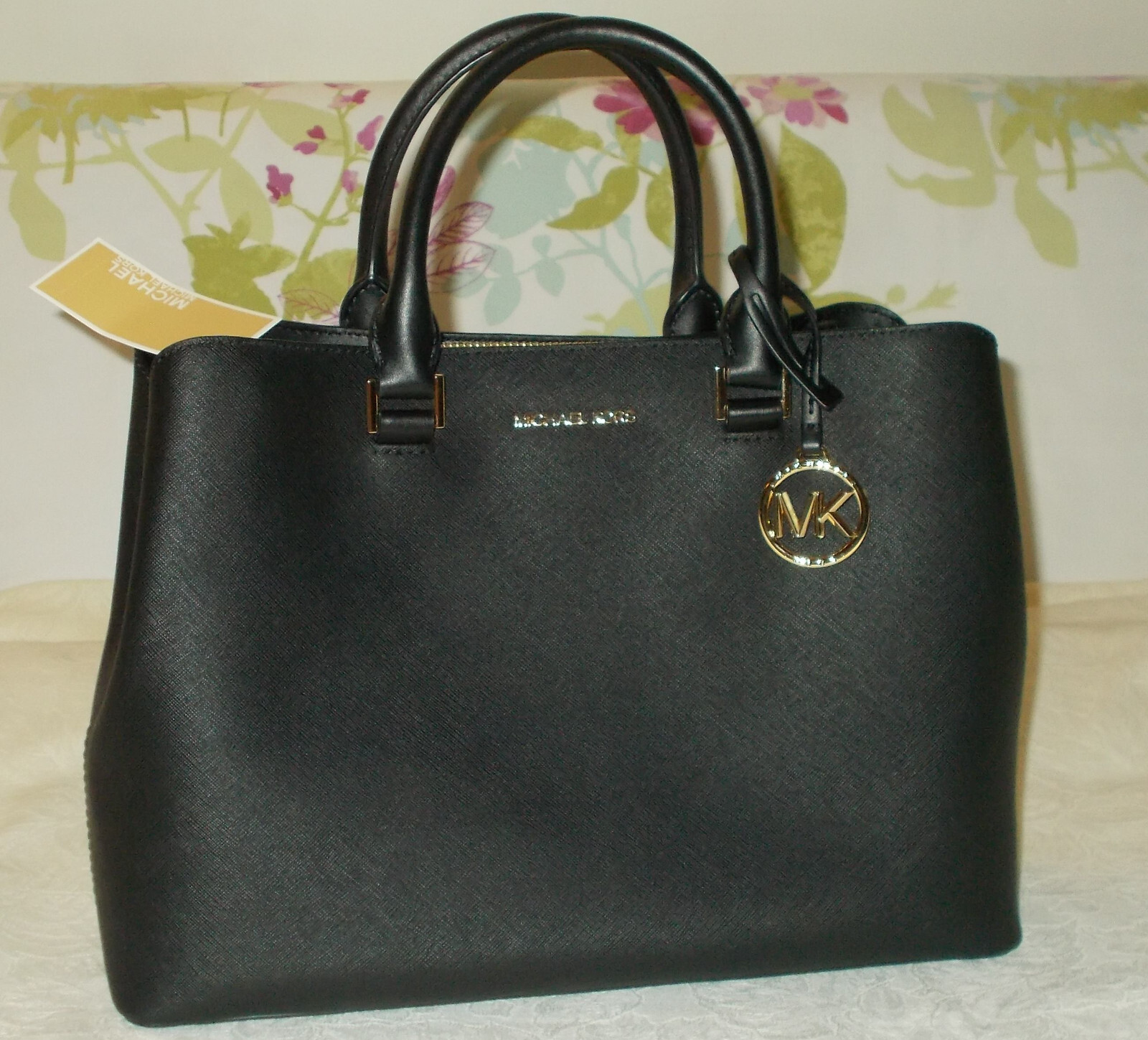 NWT MICHAEL KORS Savannah Large Satchel in Black Saffiano Leather