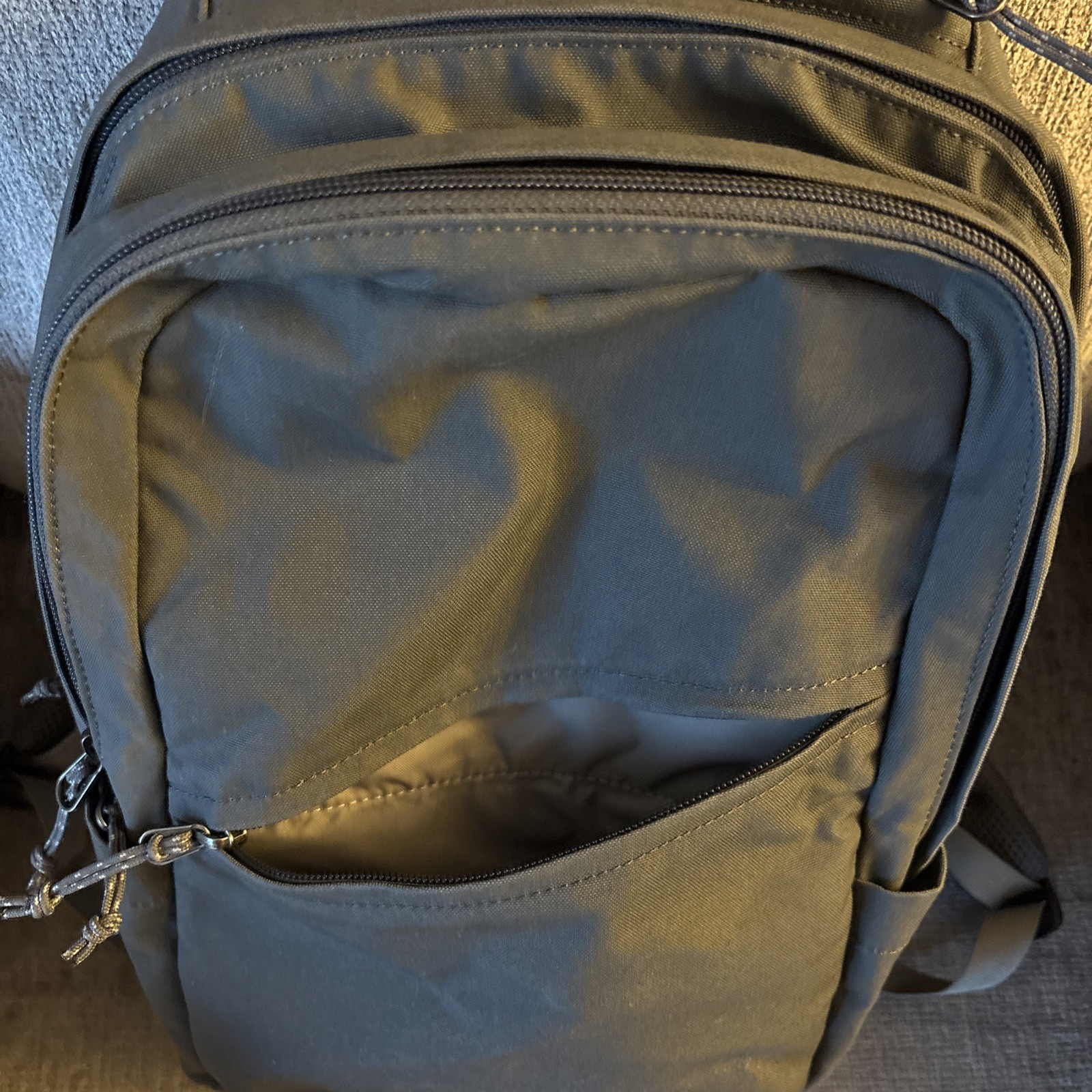 Fjallraven Raven 20 Backpack, Basalt
