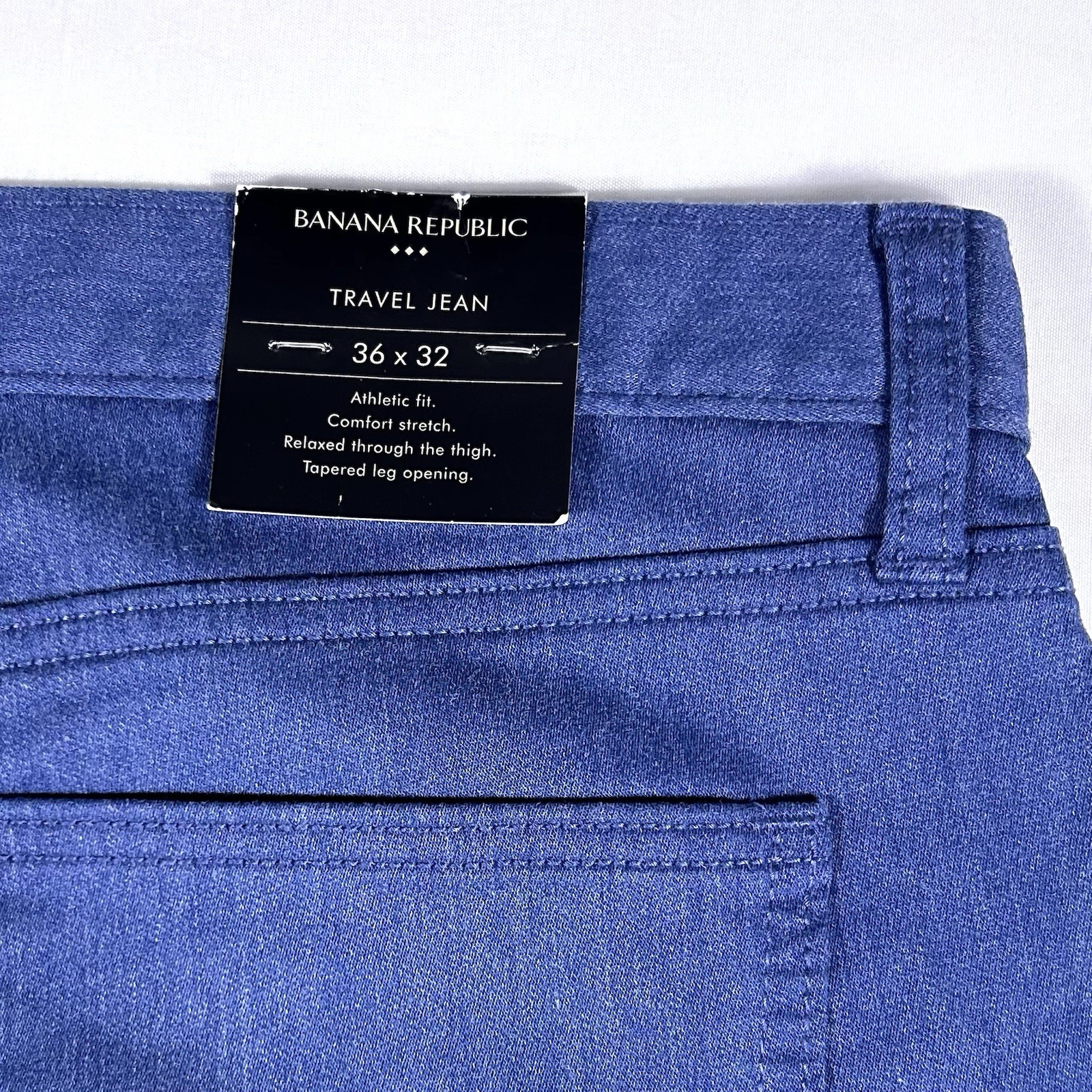 NWT Banana Republic Men’s 36×32 Blue Heather Athletic Fit Travel Jeans (36×31)