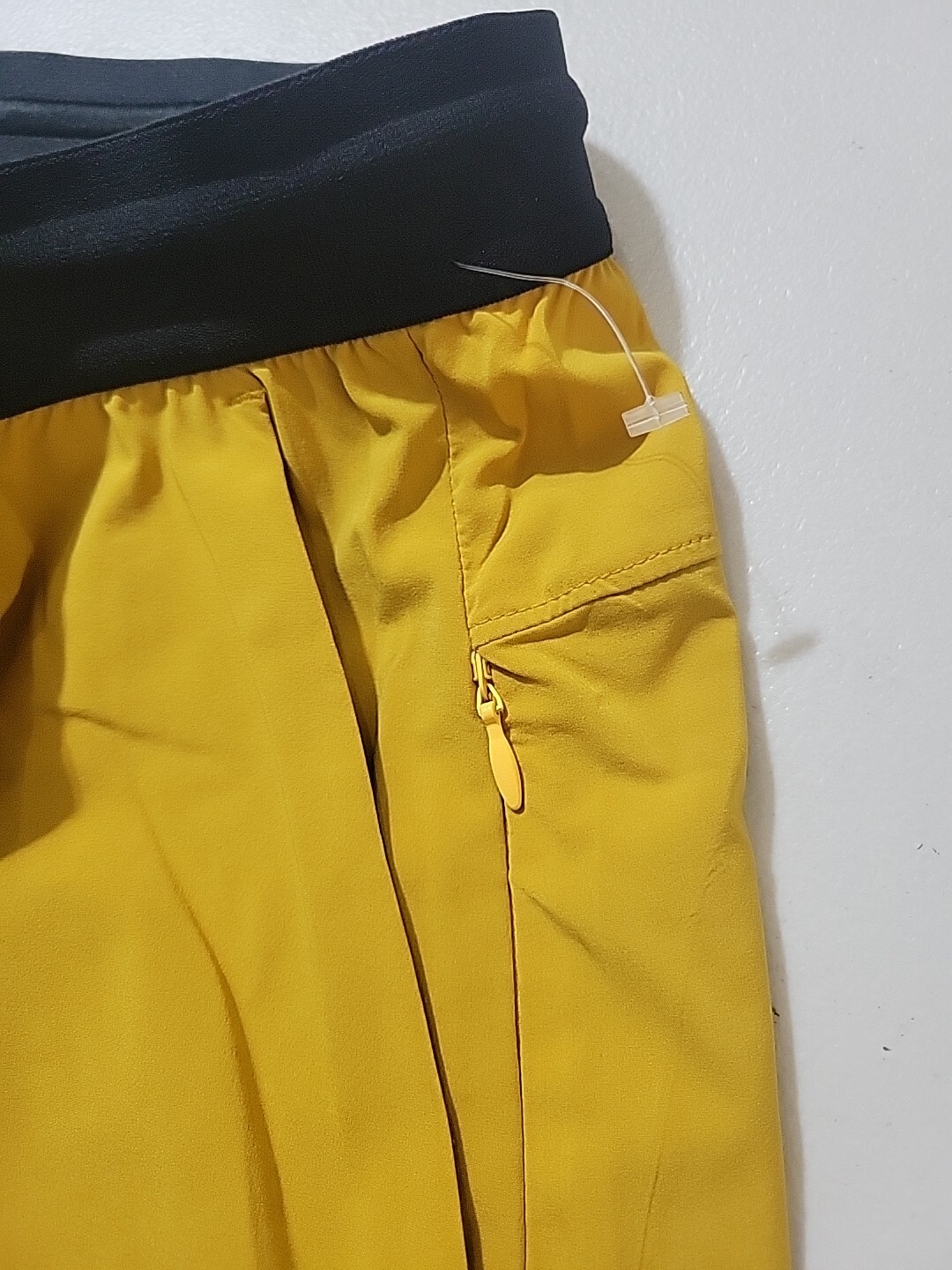 BONOBOS Mustard Yellow Poly Blend Drawstring Shorts 7.5″ Inseam Sz L New No Tags