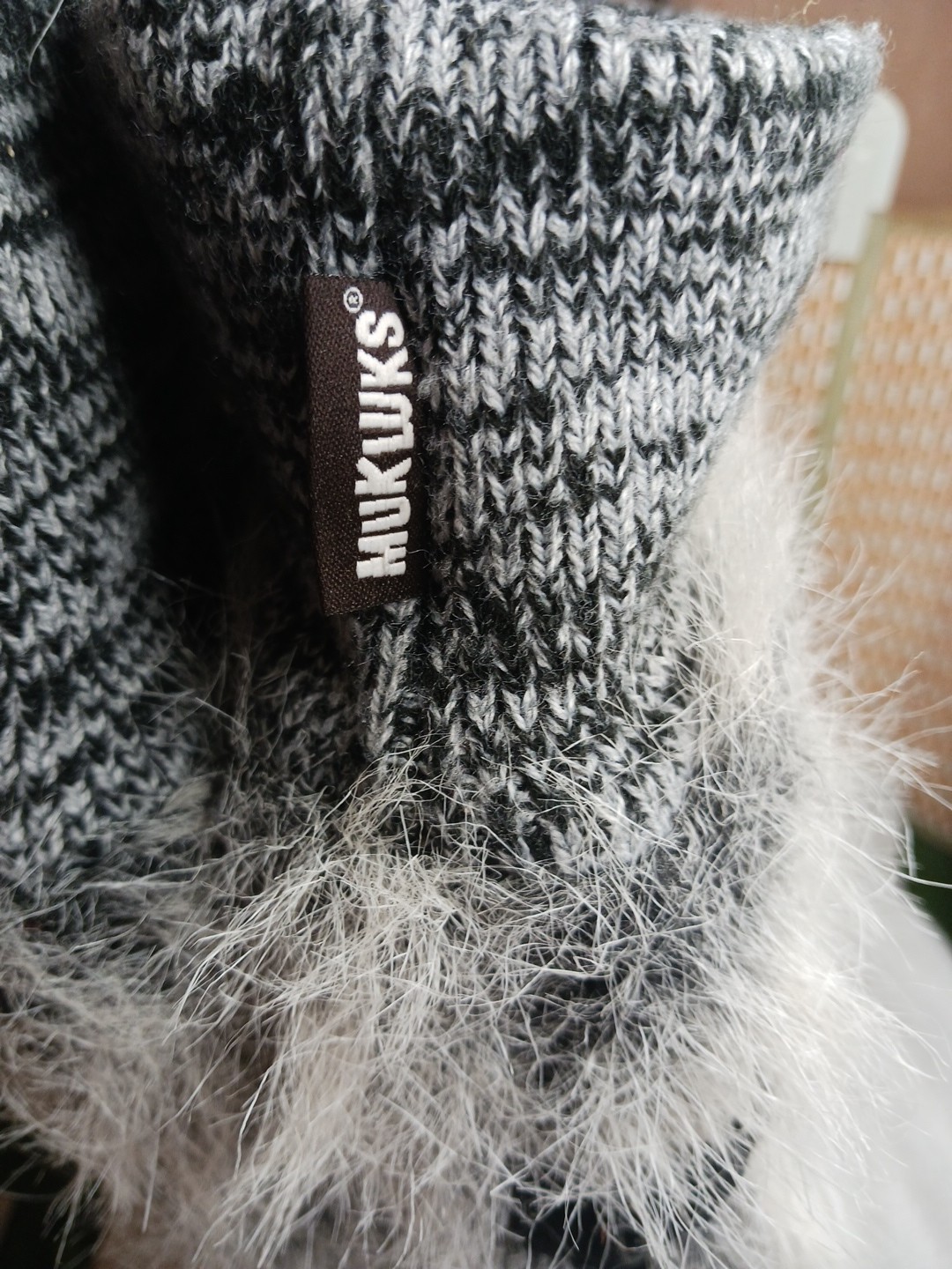 Mukluks Black with Gray Fur Comfort Boots Feather Charm Women US 9 Warm